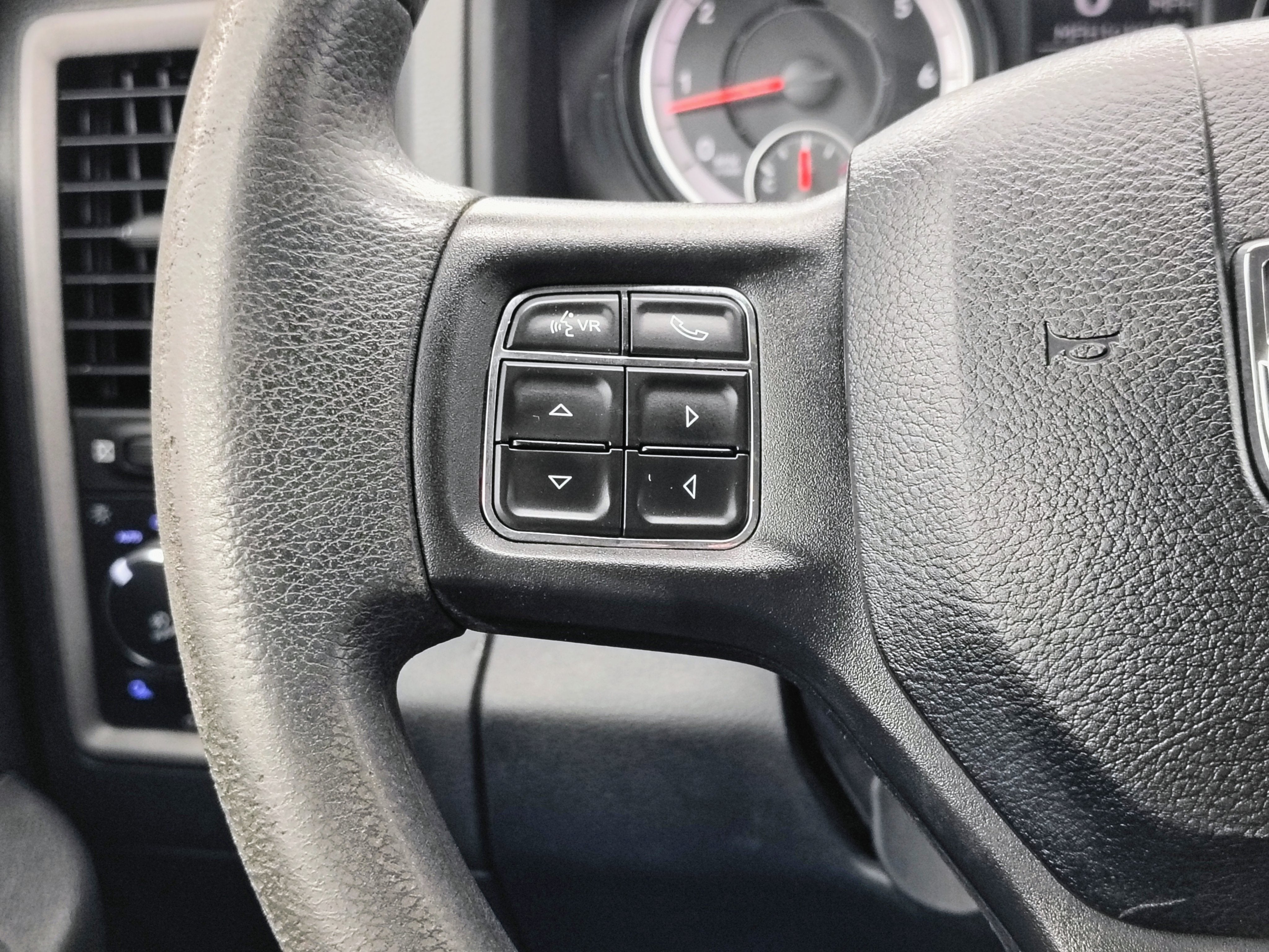 2018 RAM 2500 Tradesman Crew Cab 4x4 6'4' Box
