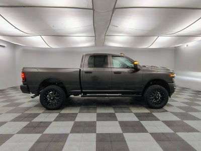 2026 RAM Ram 2500 RAM 2500 BLACK EXPRESS CREW CAB 4X4 6'4' BOX