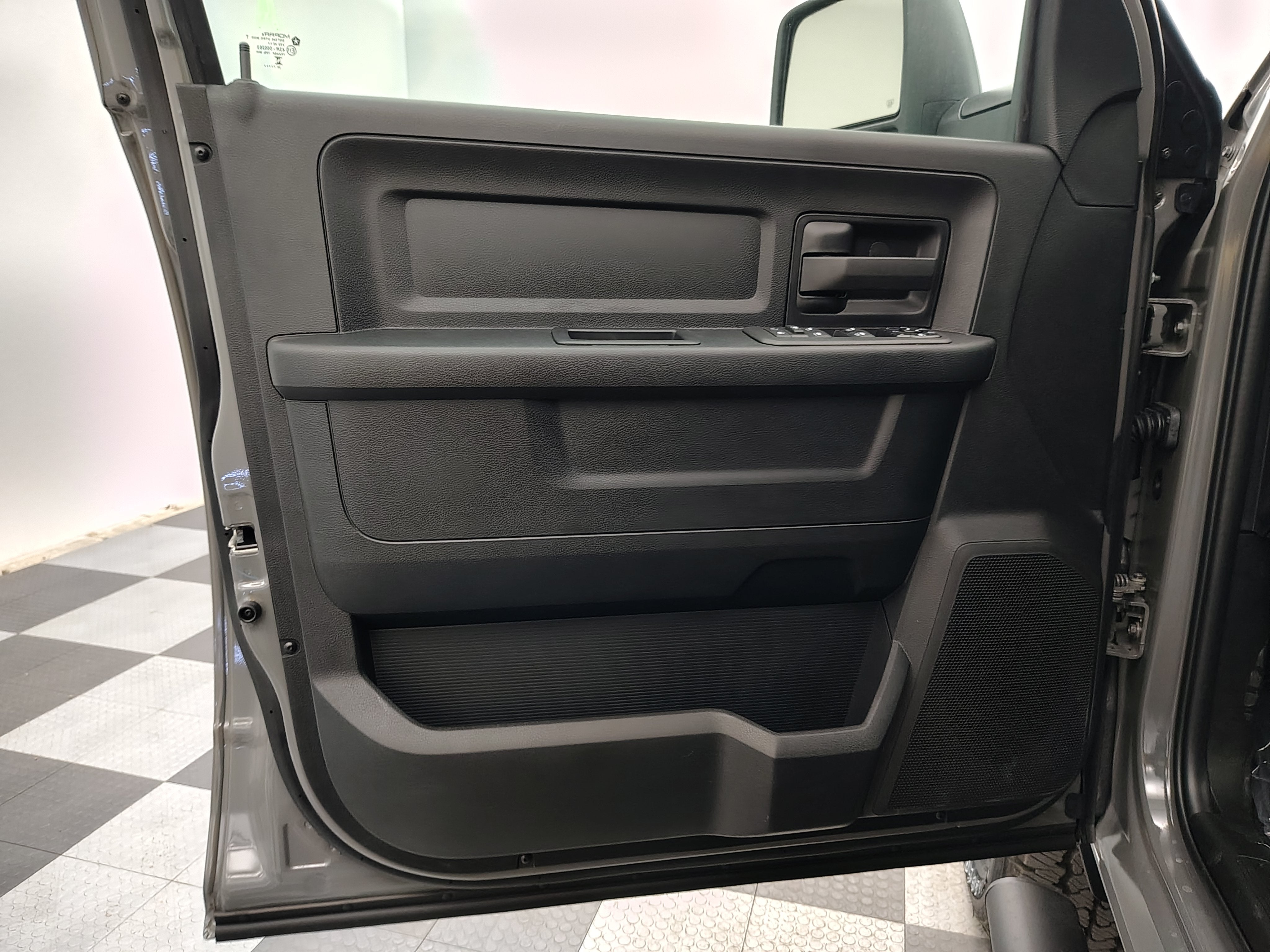 2027 RAM 2500 Express