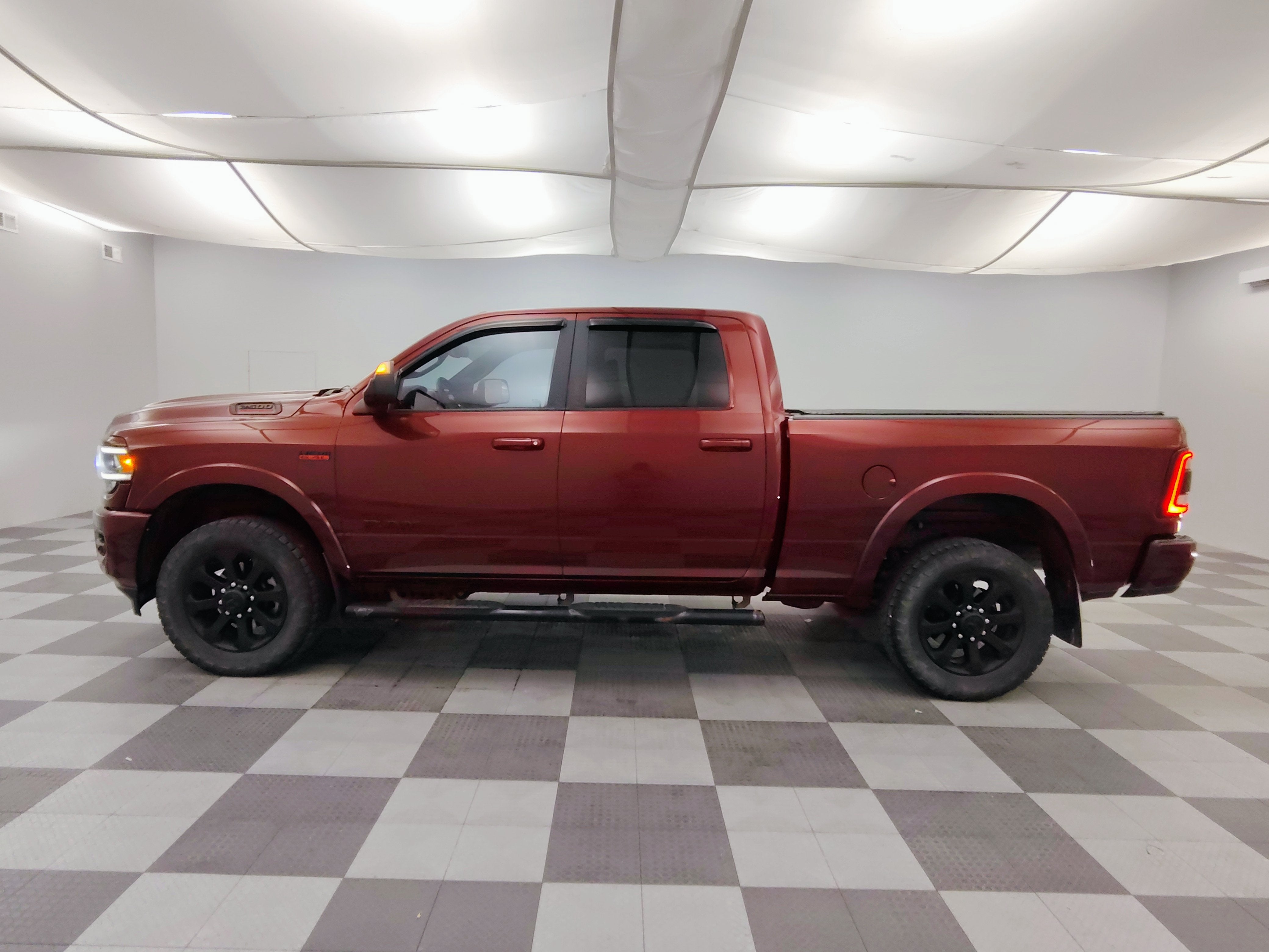 2020 RAM 2500 Laramie Crew Cab 4x4 6'4' Box