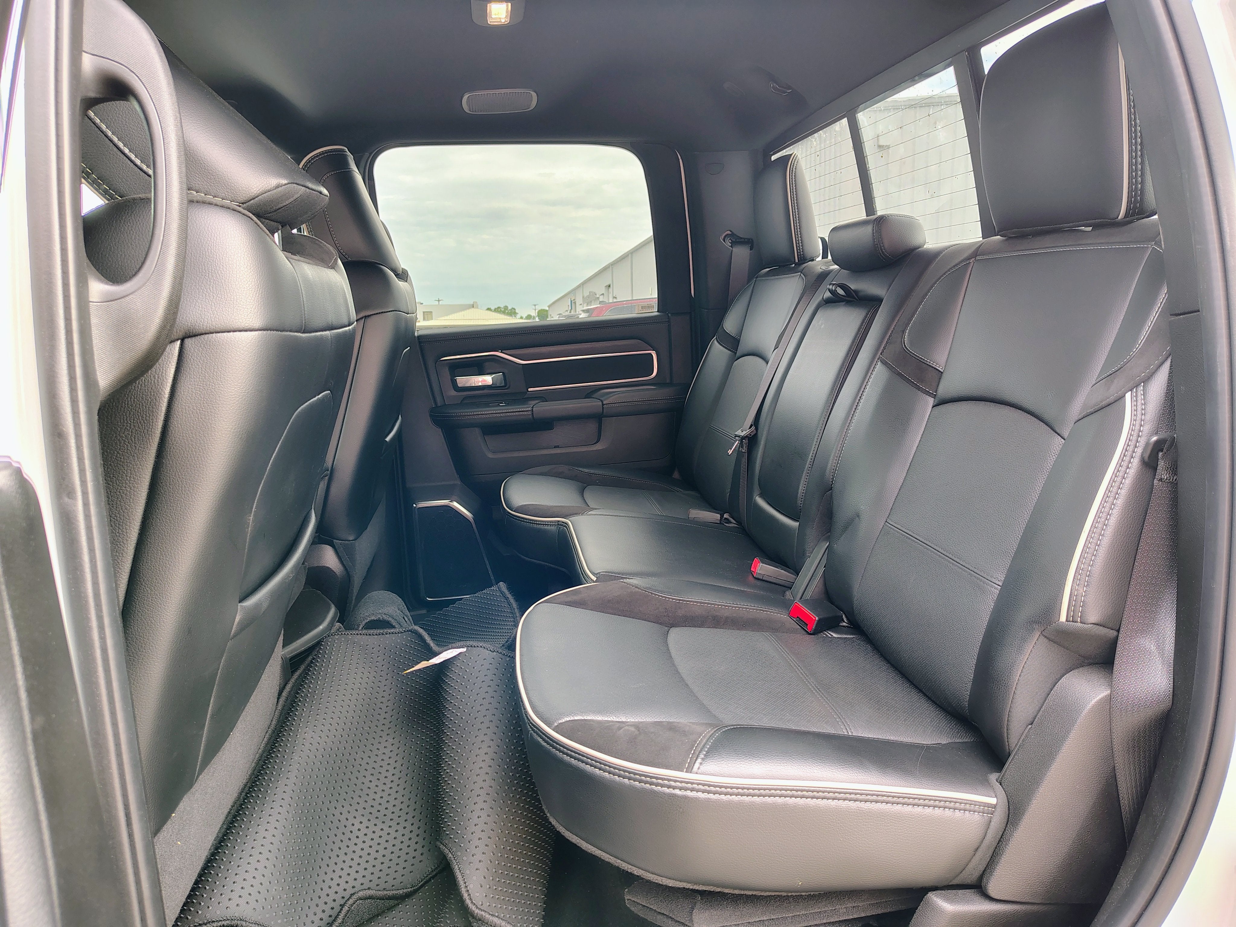 2025 RAM 2500 Laramie Crew Cab 4x4 6'4' Box