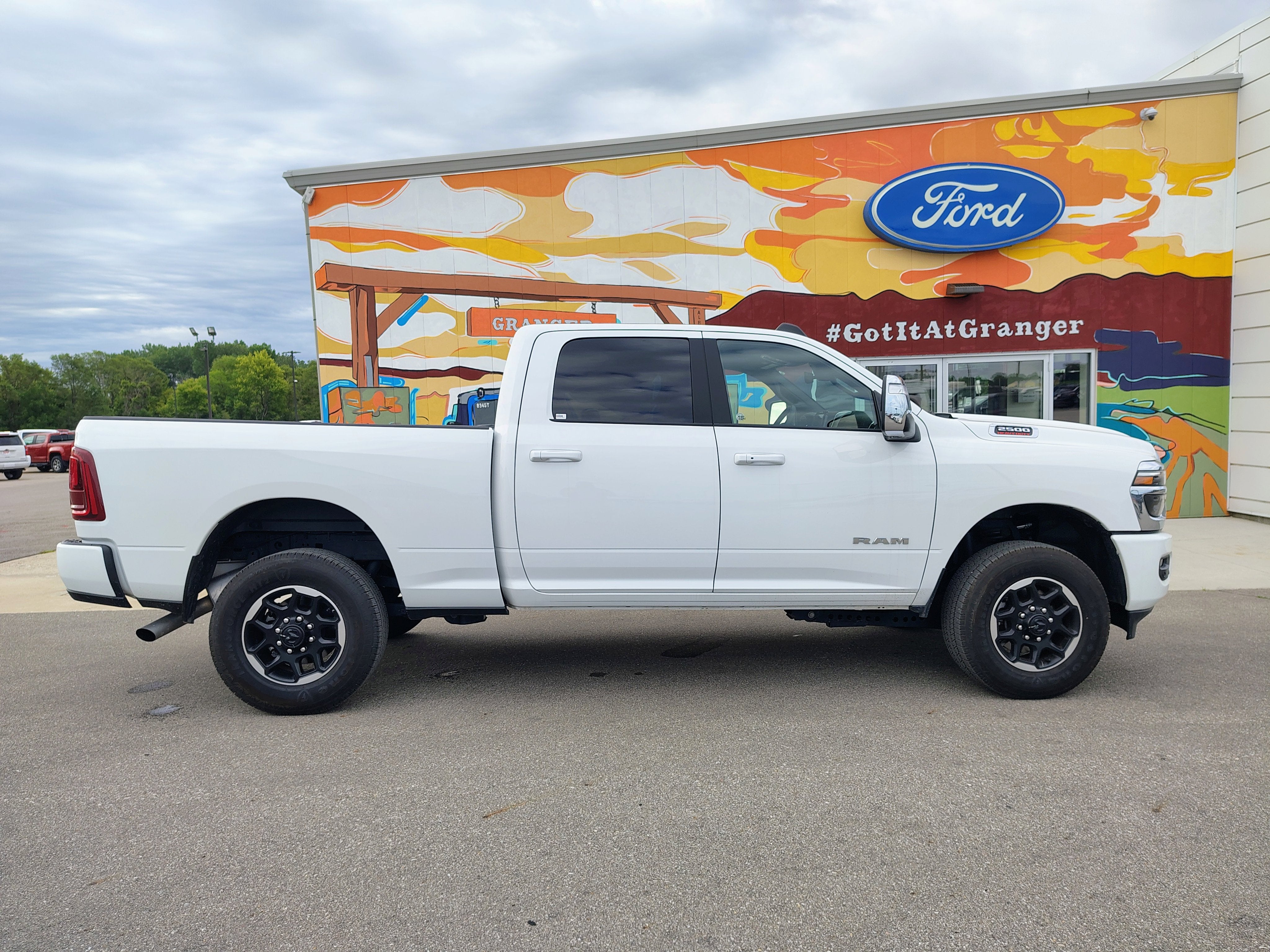 2025 RAM 2500 Laramie Crew Cab 4x4 6'4' Box
