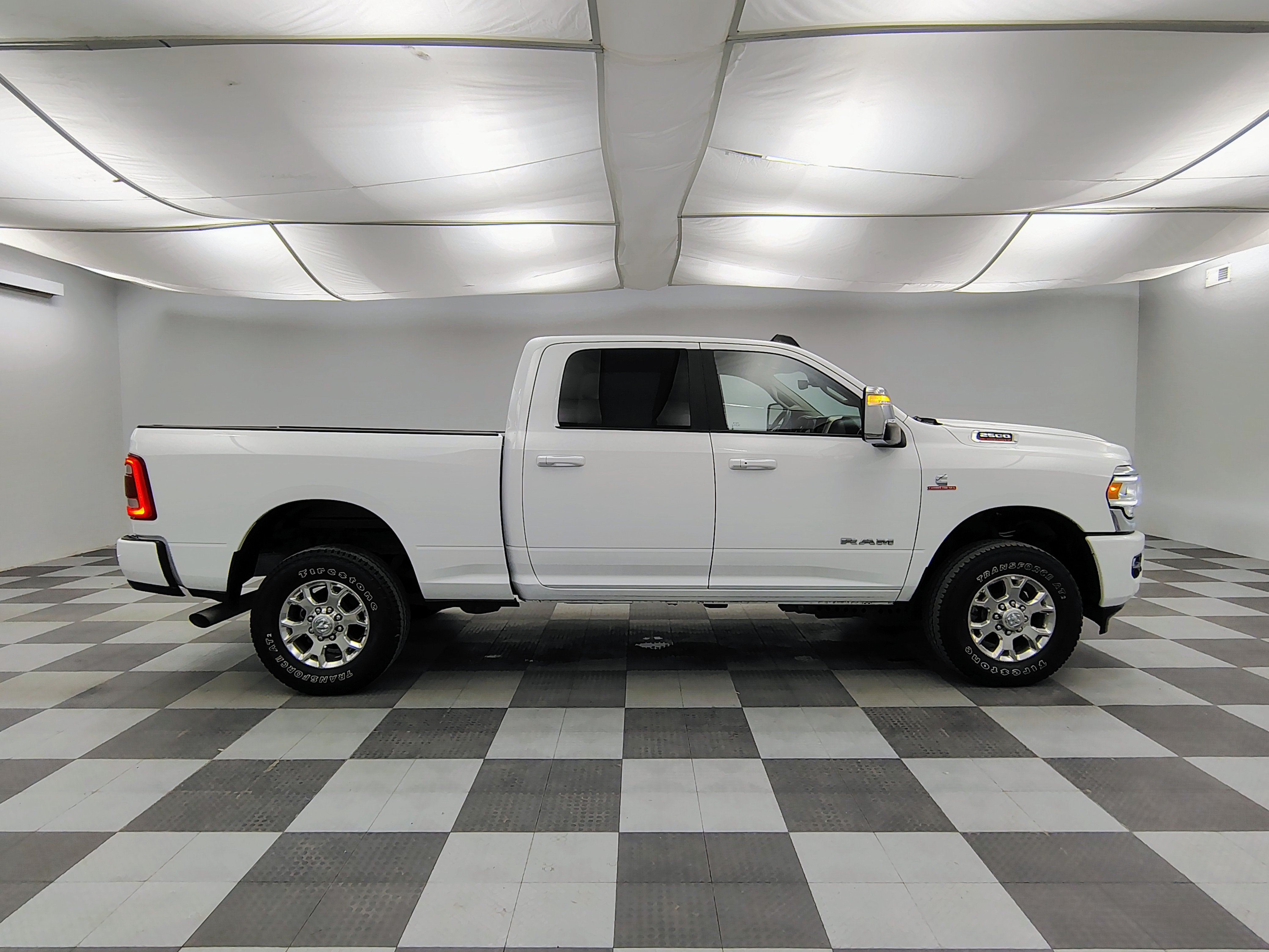 2024 RAM 2500 Laramie Crew Cab 4x4 6'4' Box