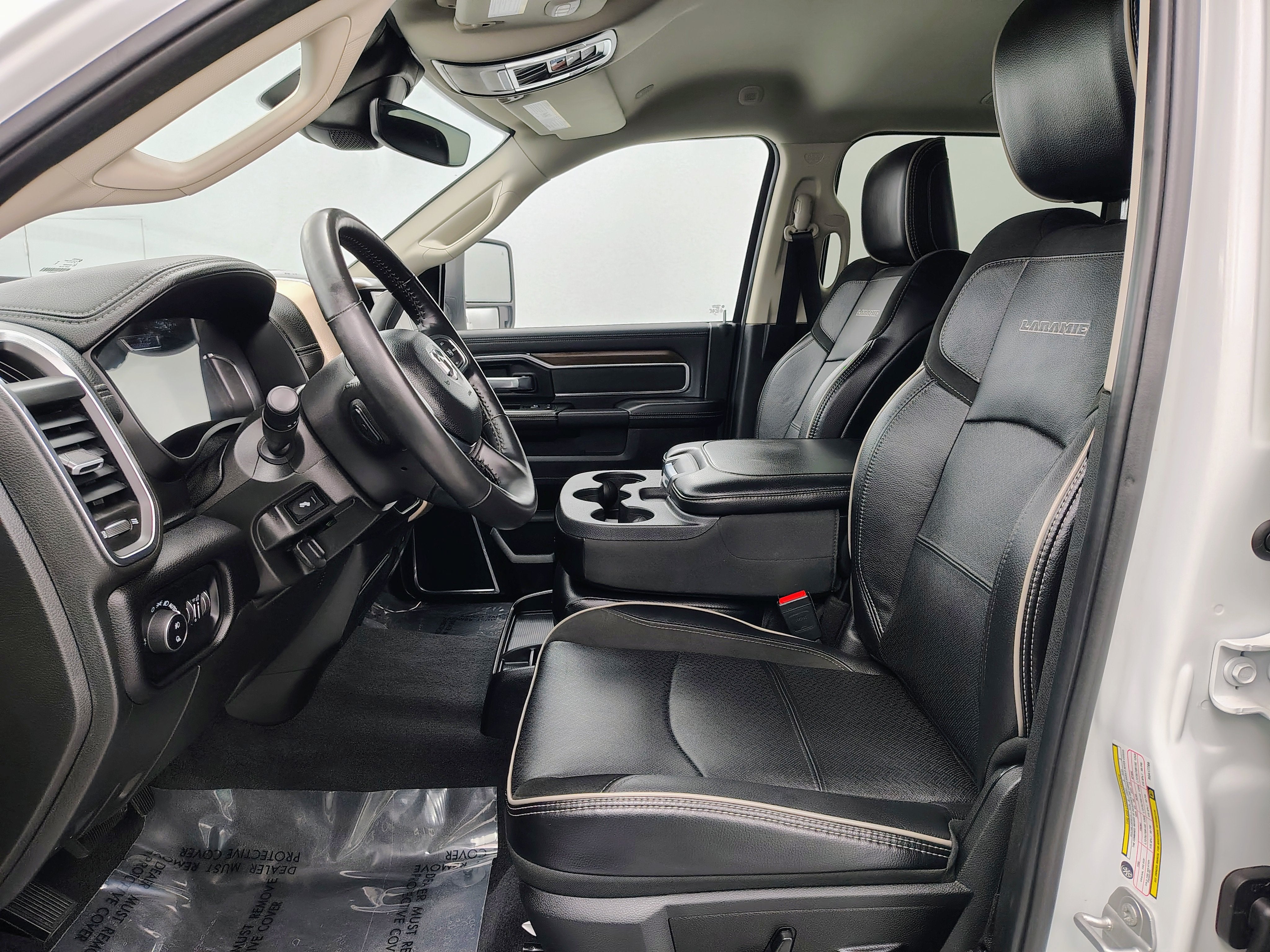 2024 RAM 2500 Laramie Crew Cab 4x4 6'4' Box