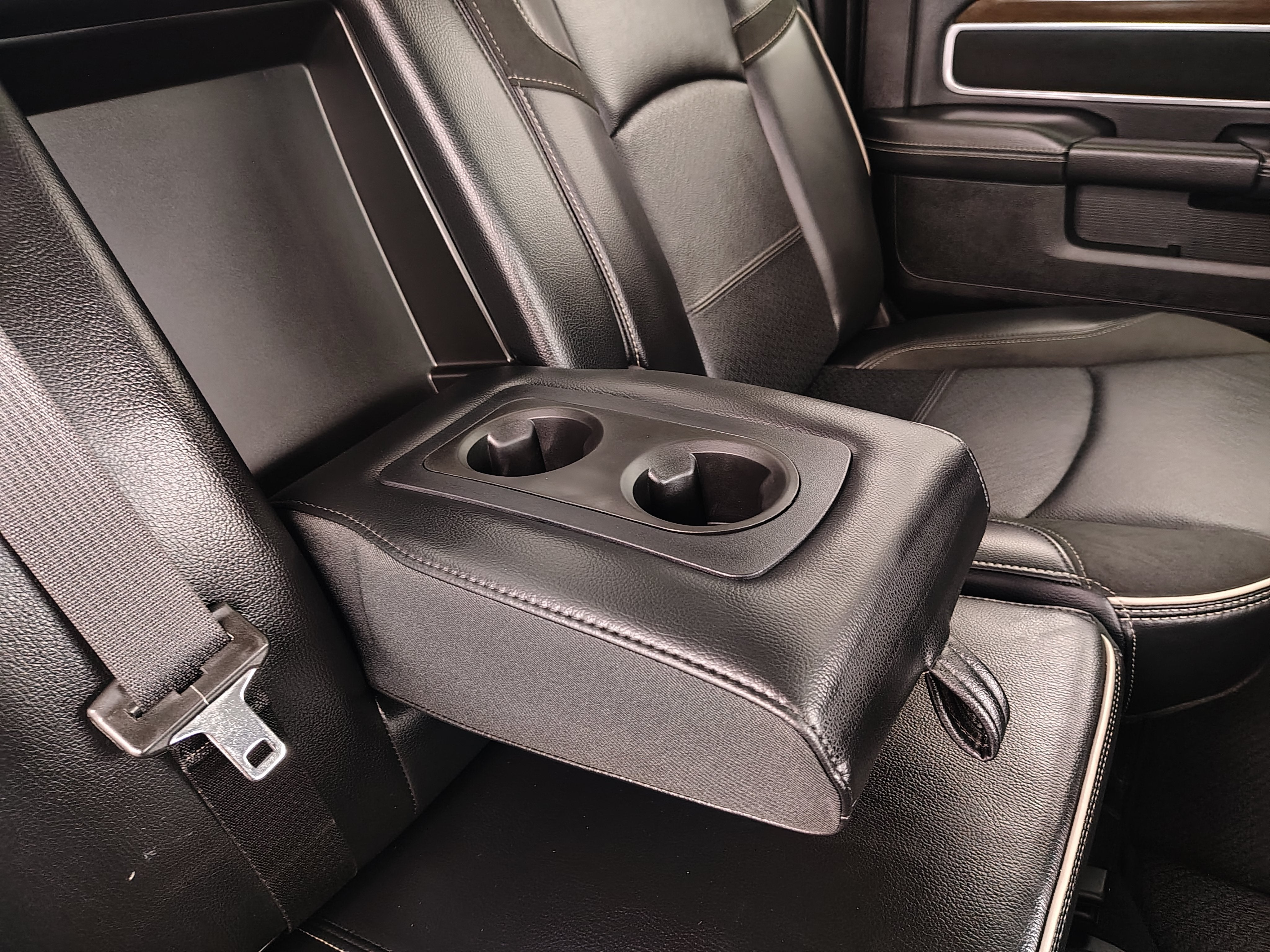 2024 RAM 2500 Laramie Crew Cab 4x4 6'4' Box