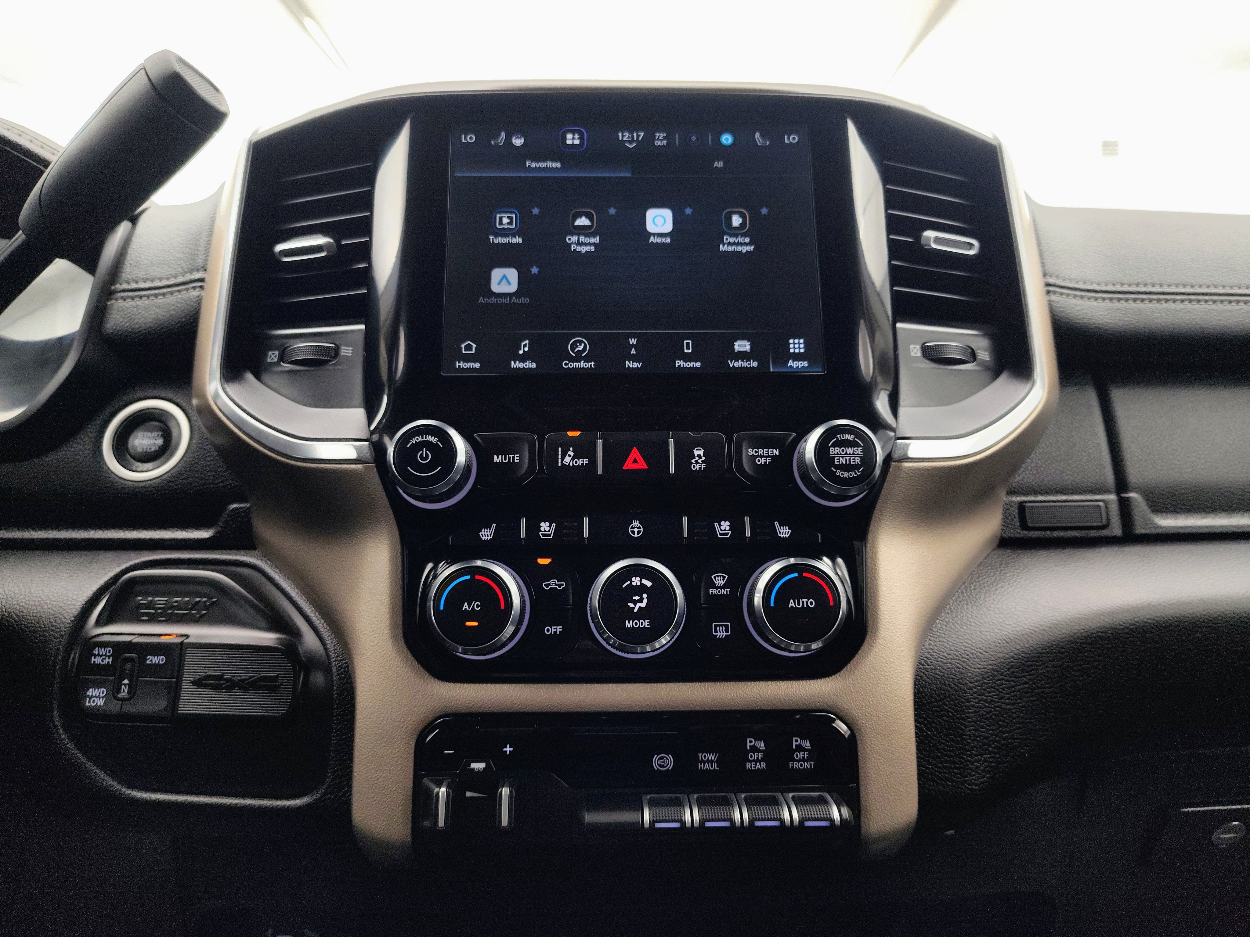 2024 RAM 2500 Laramie Crew Cab 4x4 6'4' Box