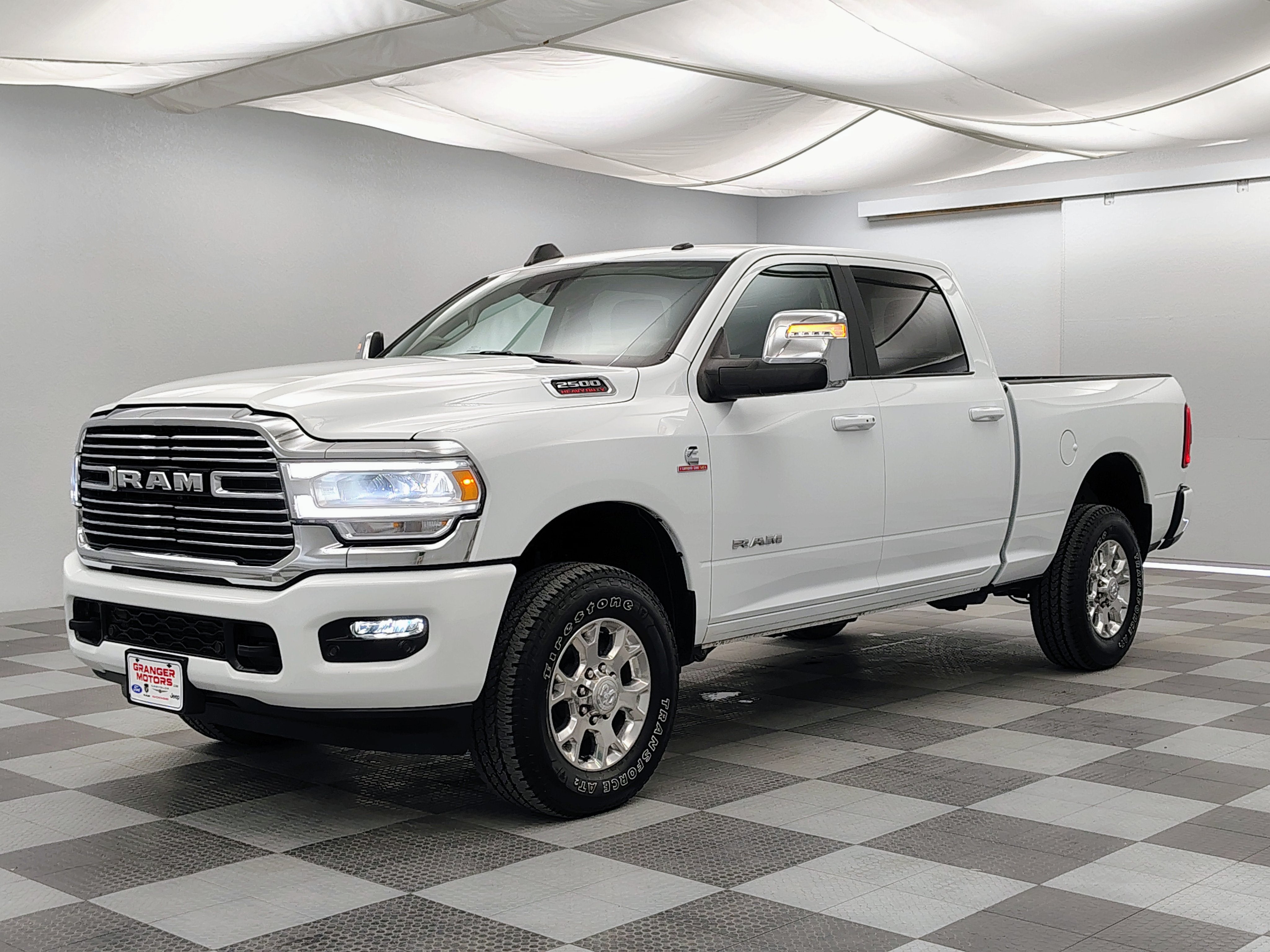 2024 RAM 2500 Laramie Crew Cab 4x4 6'4' Box
