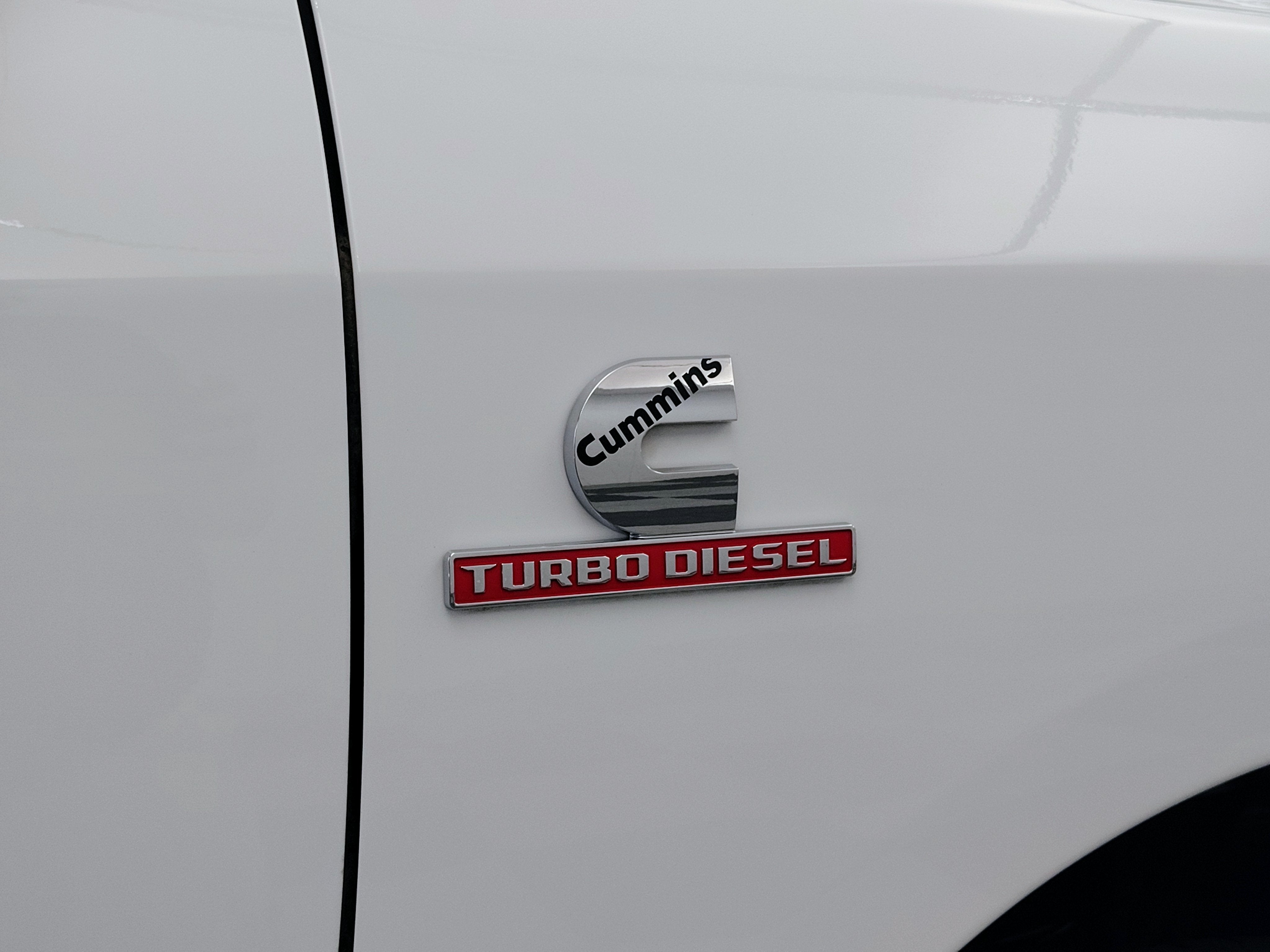 2024 RAM 2500 Laramie Crew Cab 4x4 6'4' Box