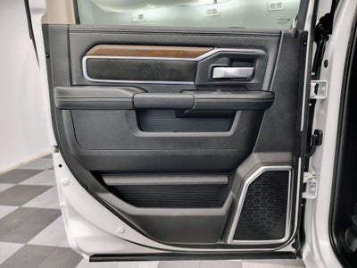 2024 RAM 2500 Laramie Crew Cab 4x4 6'4' Box