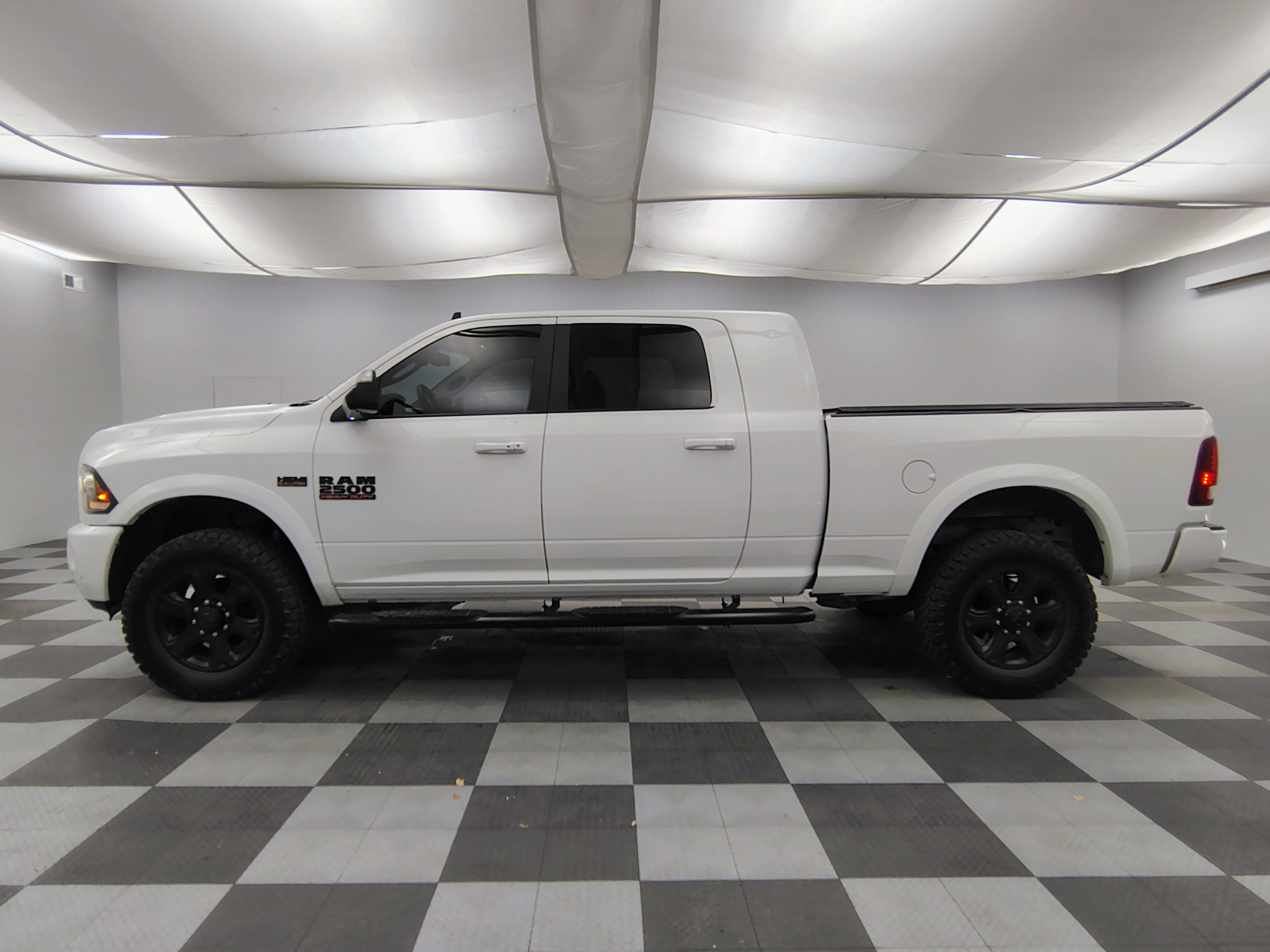 2017 RAM 2500 Laramie Mega Cab 4x4 6'4' Box