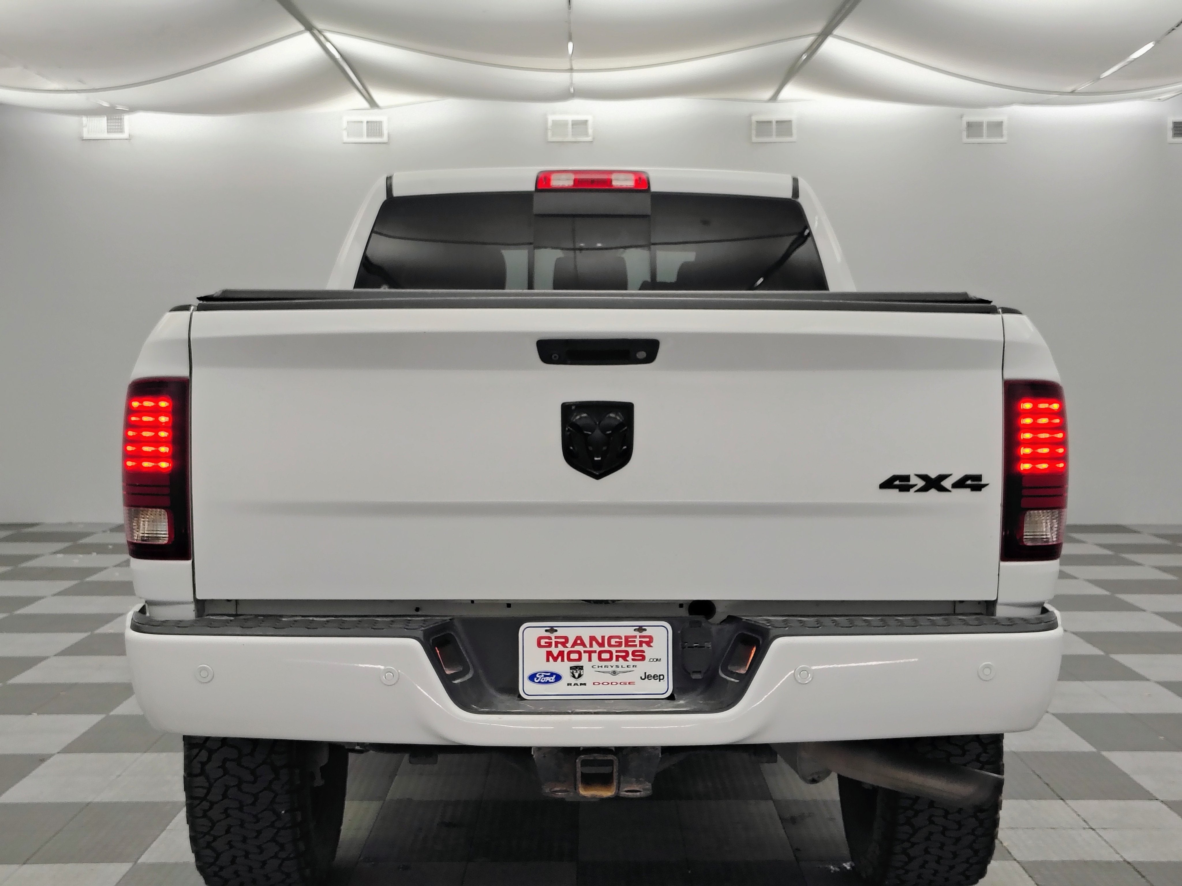 2017 RAM 2500 Laramie Mega Cab 4x4 6'4' Box