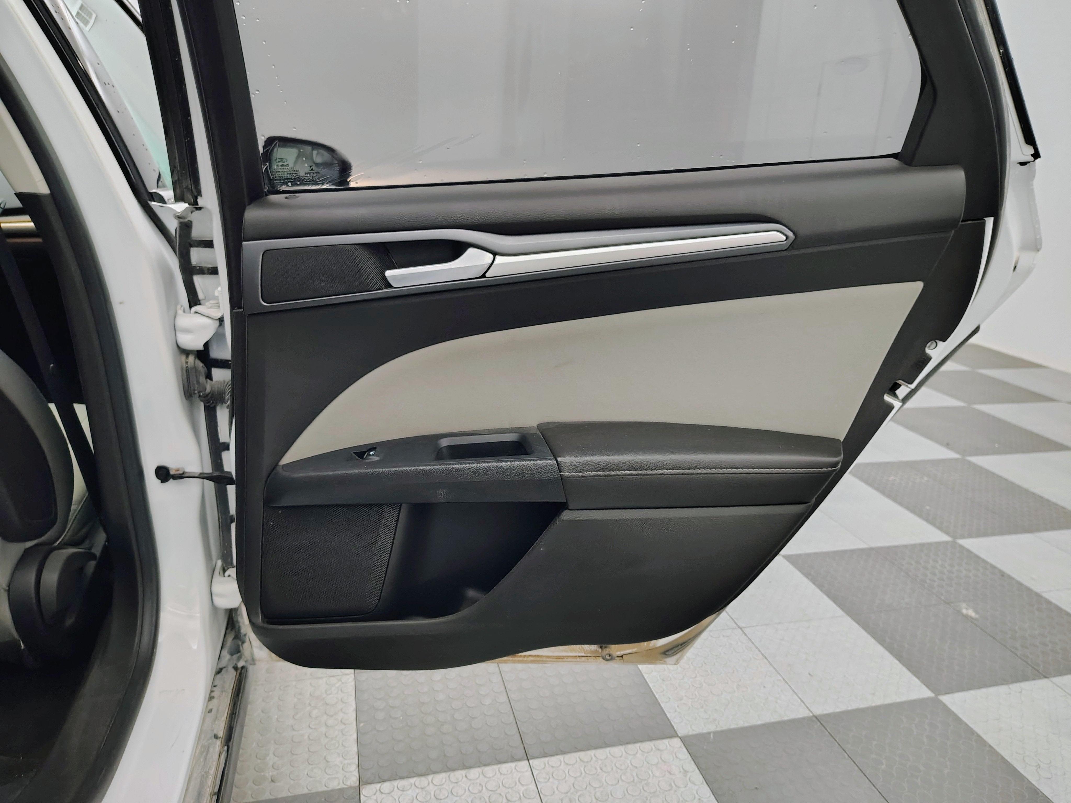 2014 Ford Fusion S