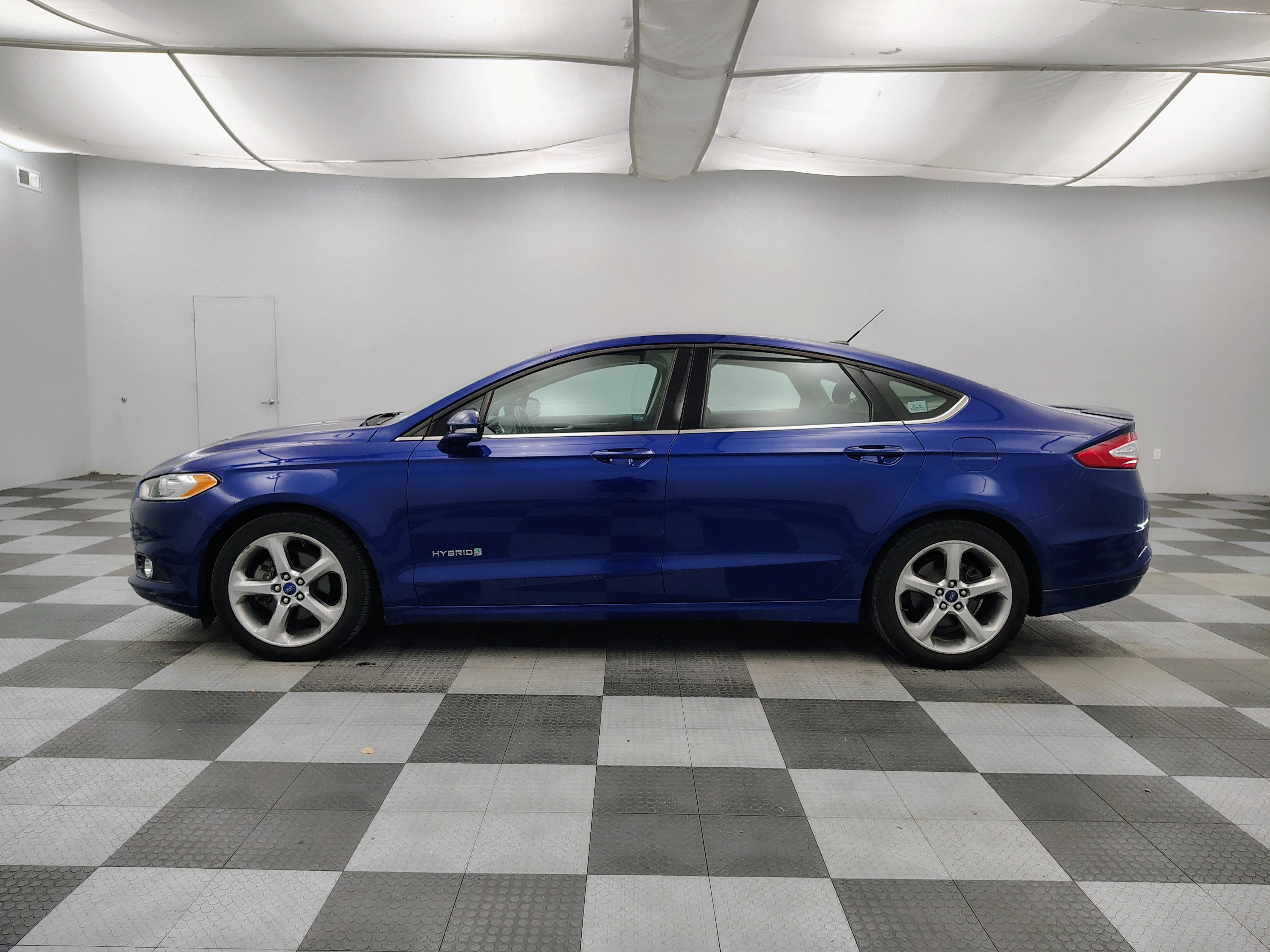 2013 Ford Fusion Hybrid SE