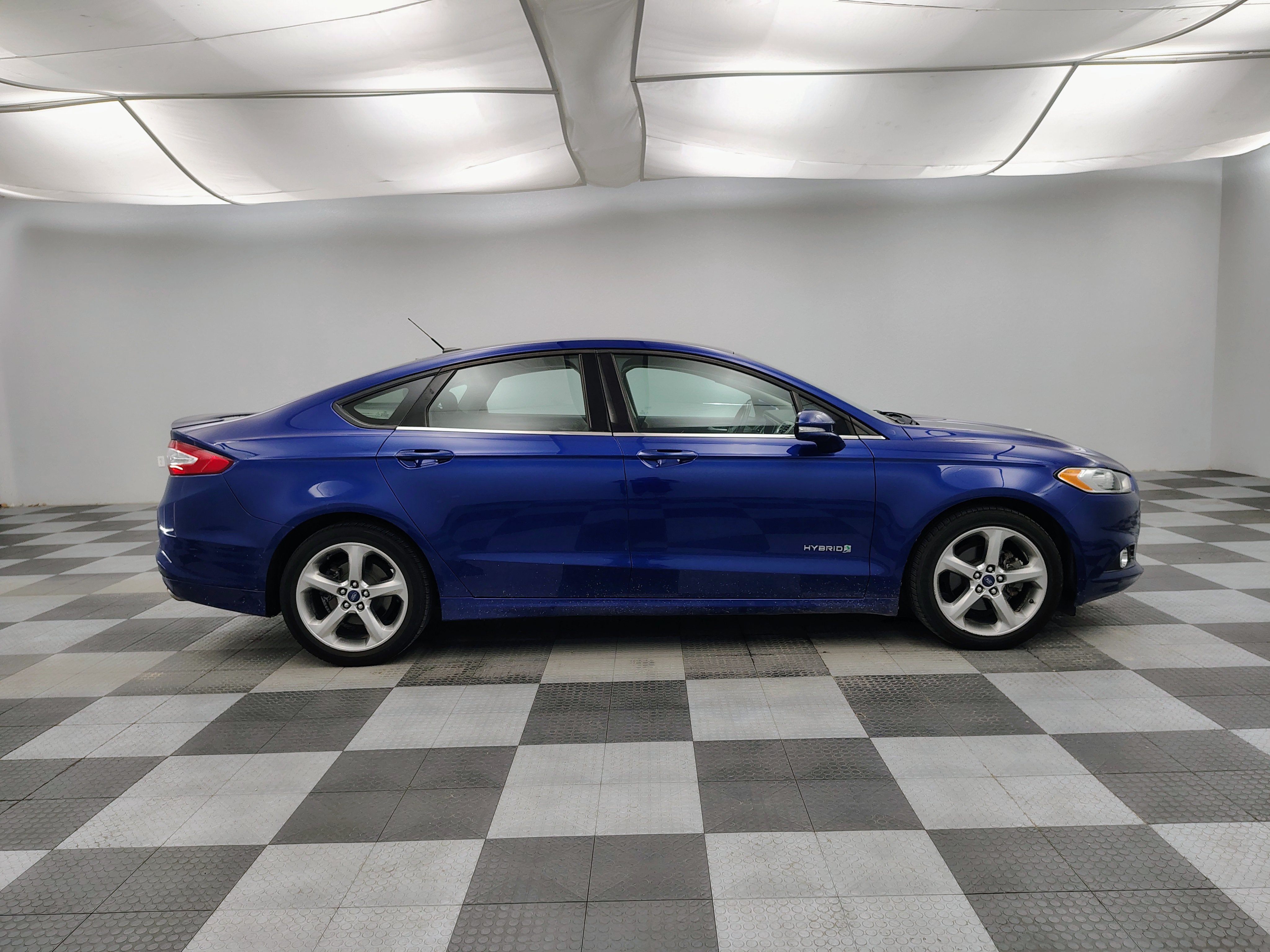 2013 Ford Fusion Hybrid SE