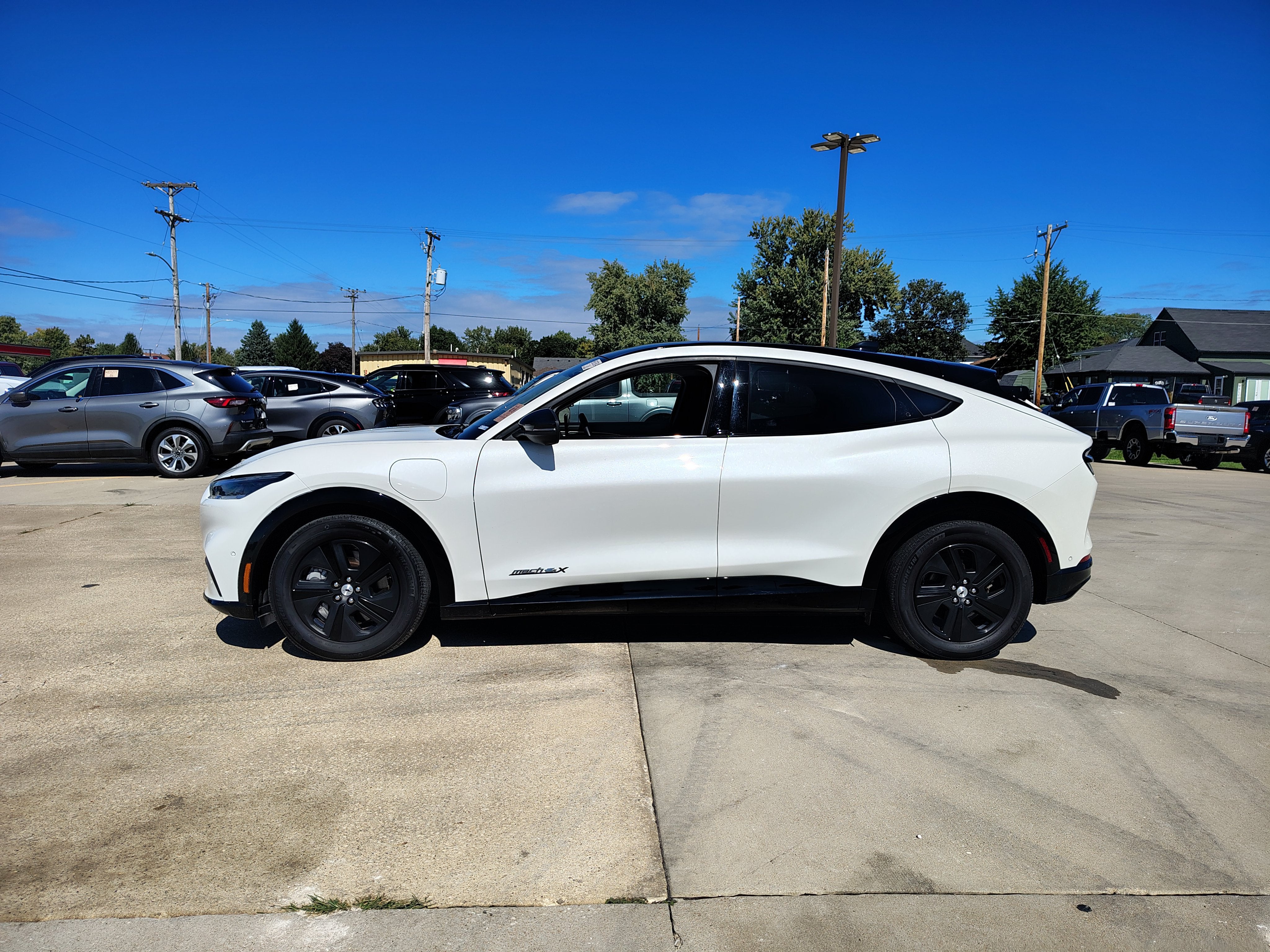 2023 Ford Mustang Mach-E California Route 1