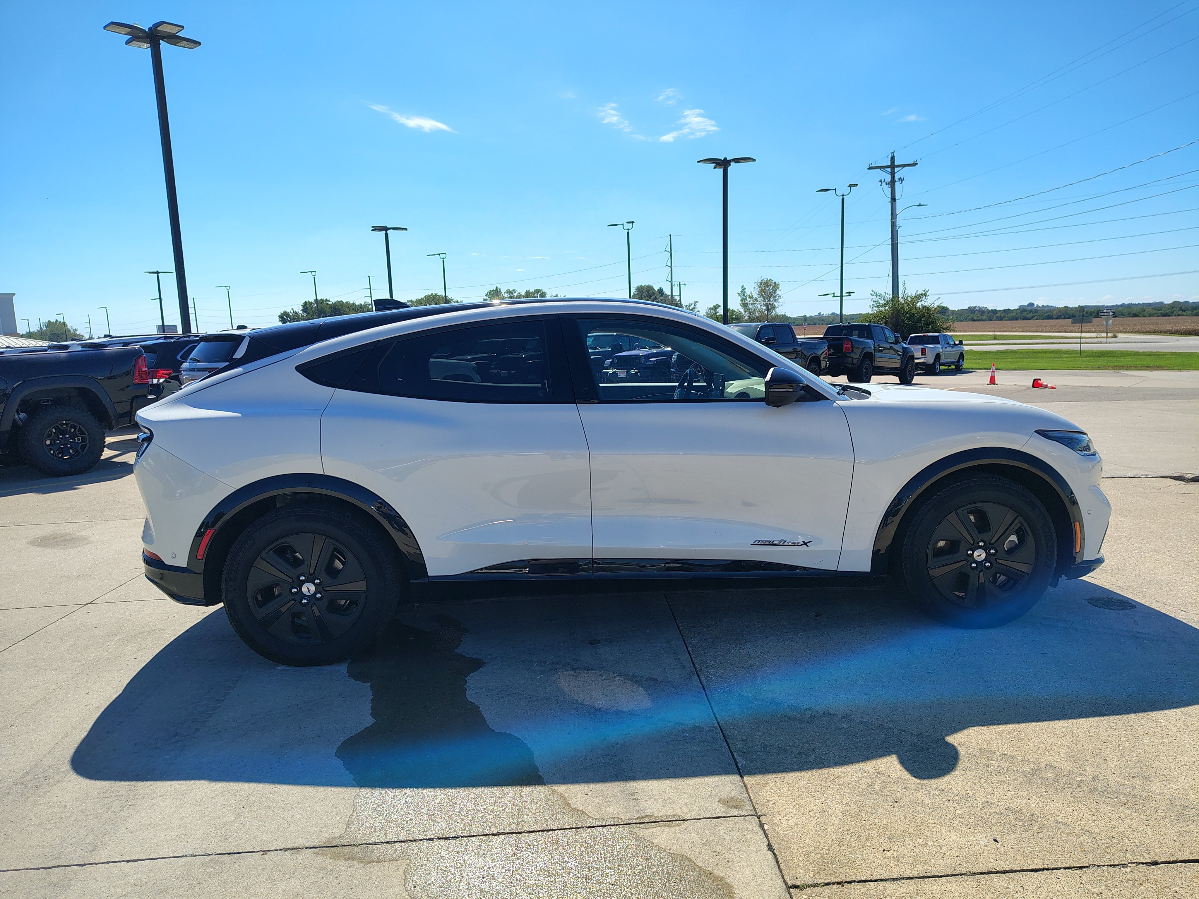 2023 Ford Mustang Mach-E California Route 1