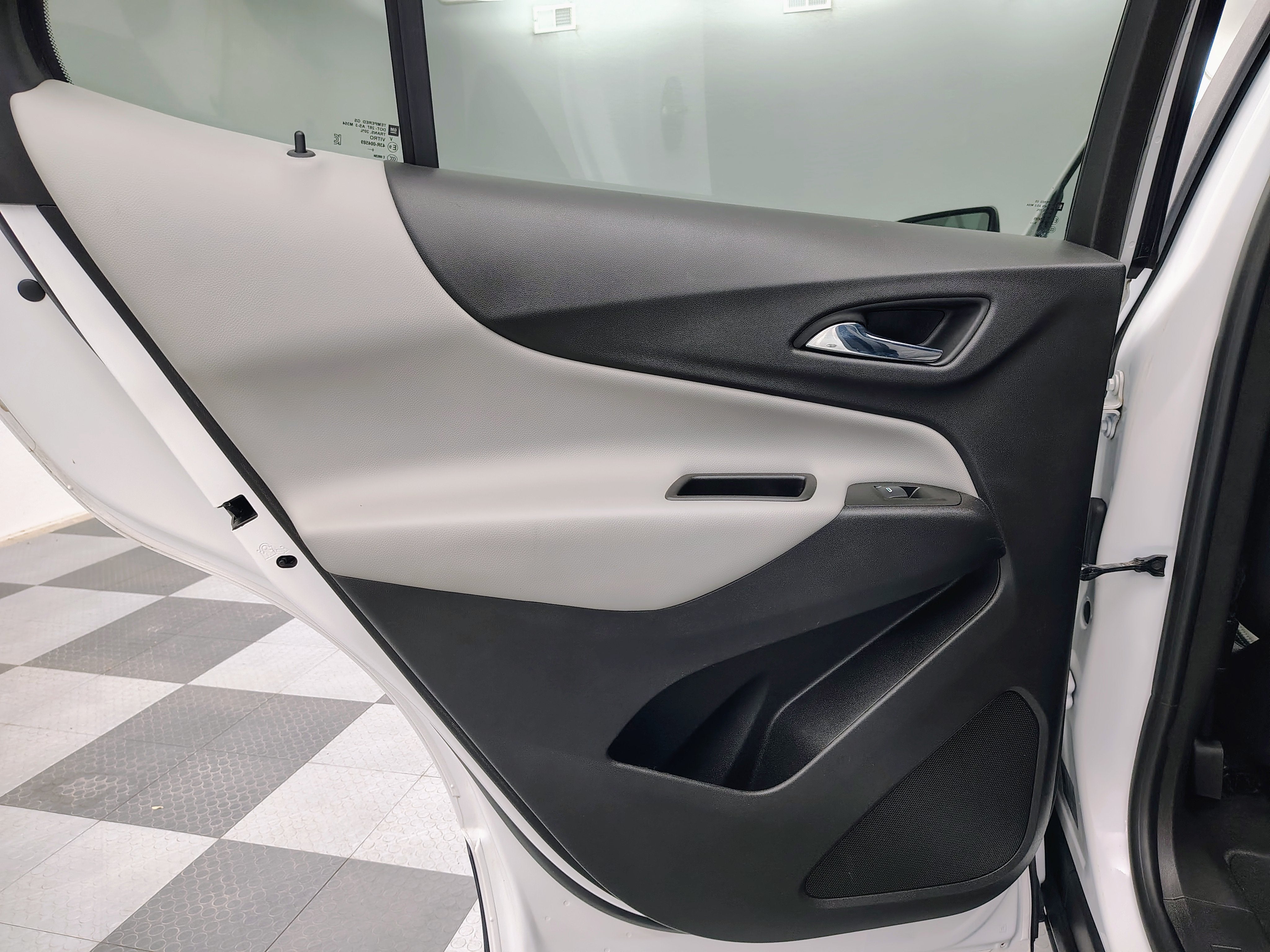 2021 Chevrolet Equinox FWD LS