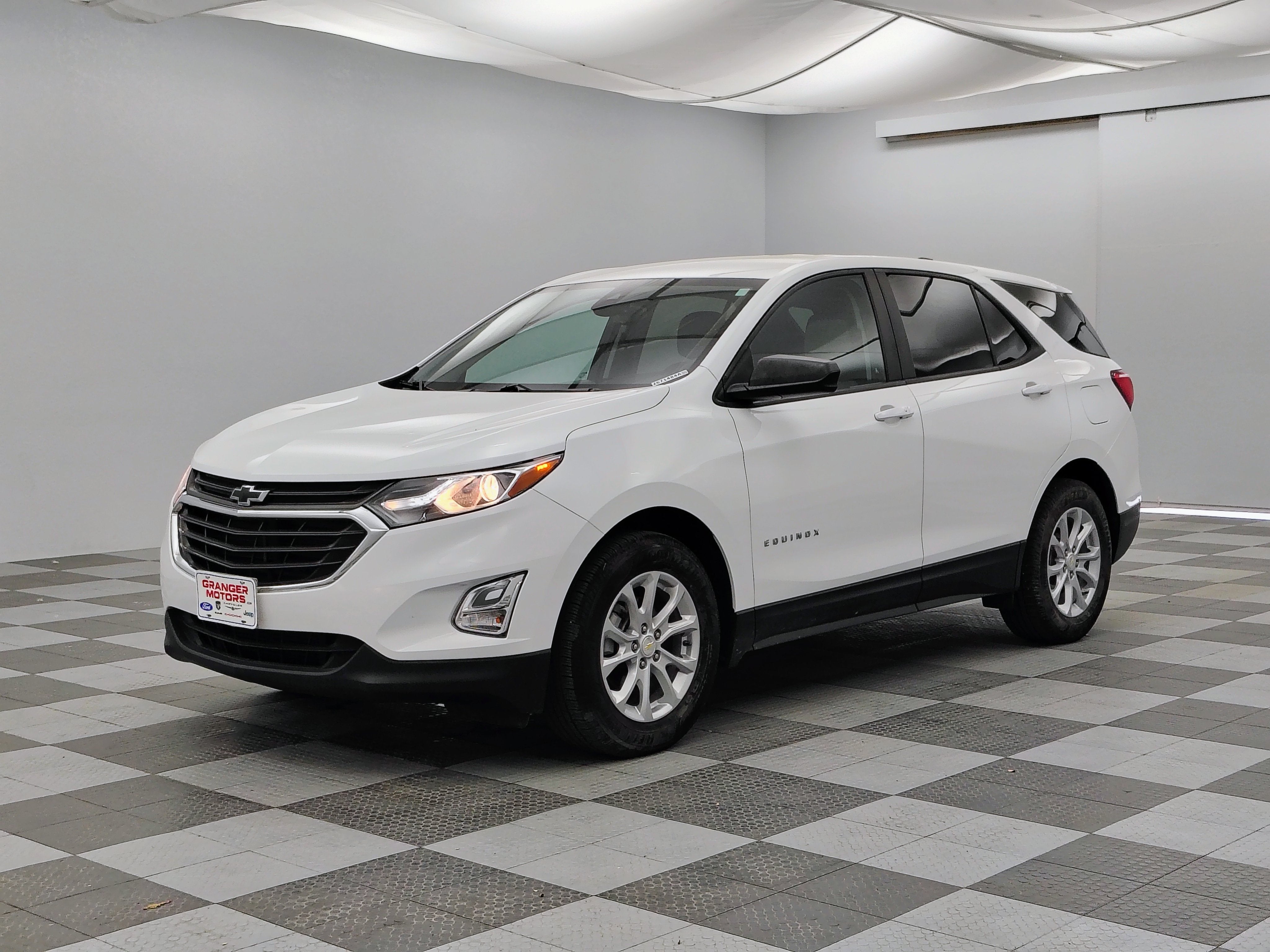 2021 Chevrolet Equinox FWD LS