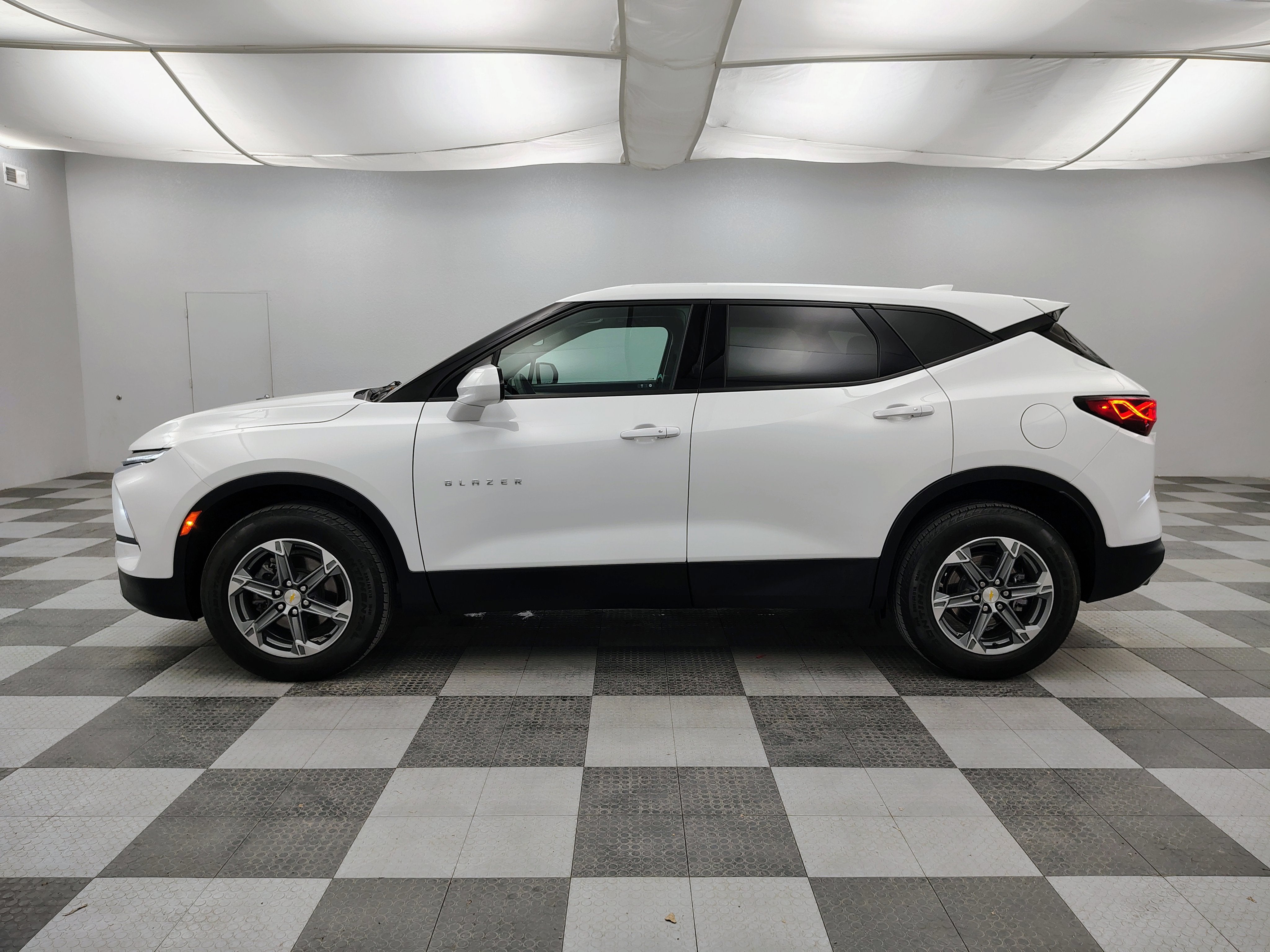 2023 Chevrolet Blazer AWD 2LT