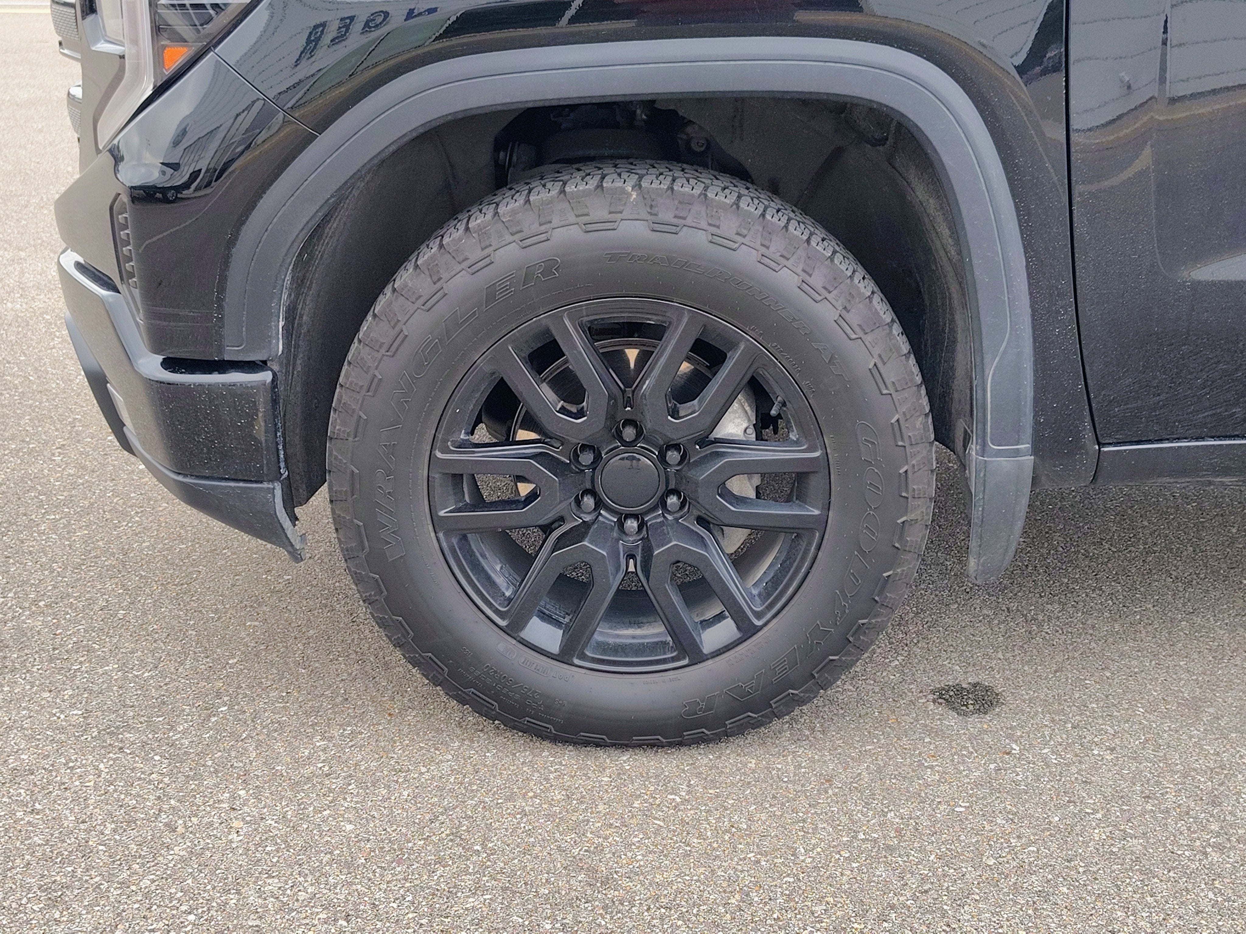 2024 GMC Sierra 1500 Elevation