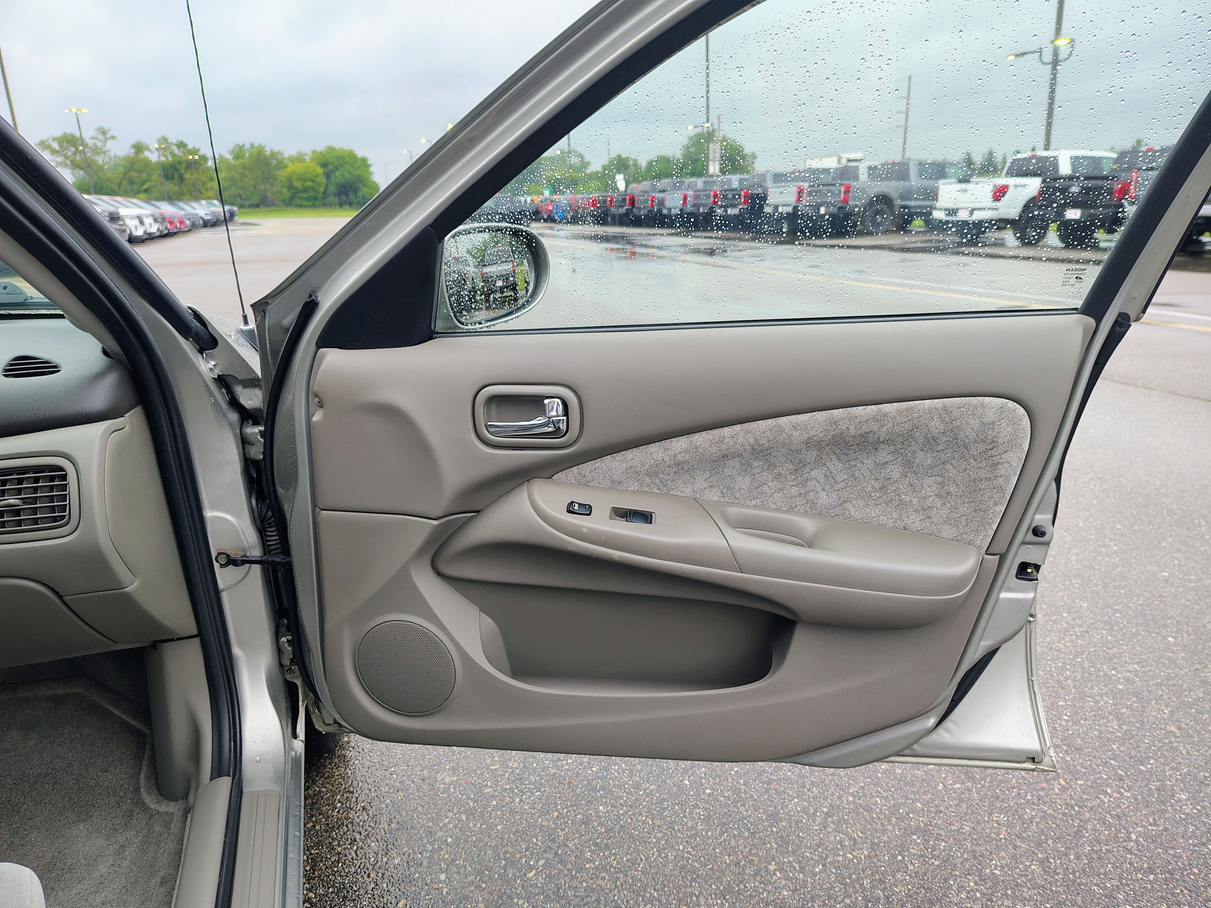 2002 Nissan Sentra XE