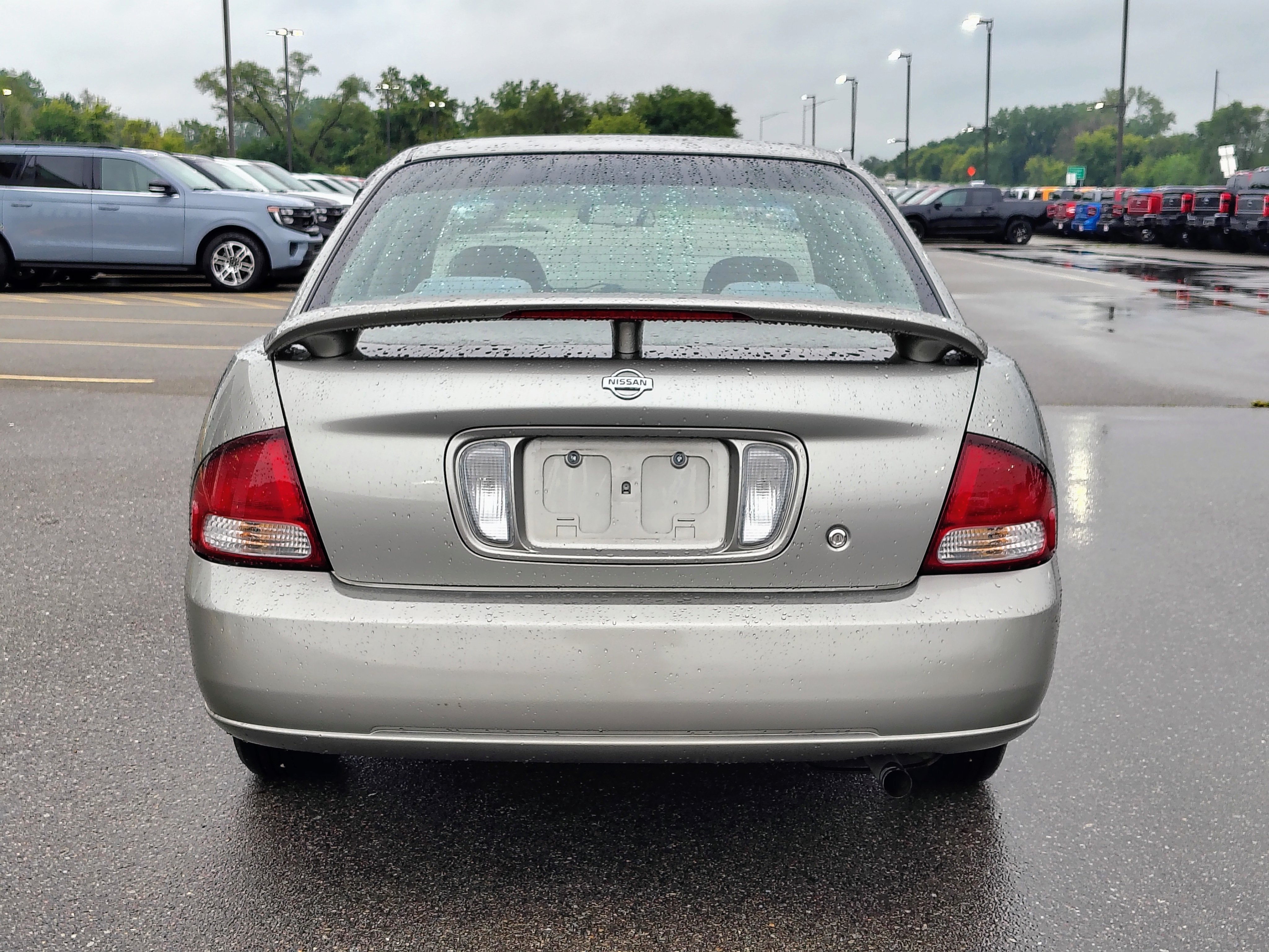 2002 Nissan Sentra XE