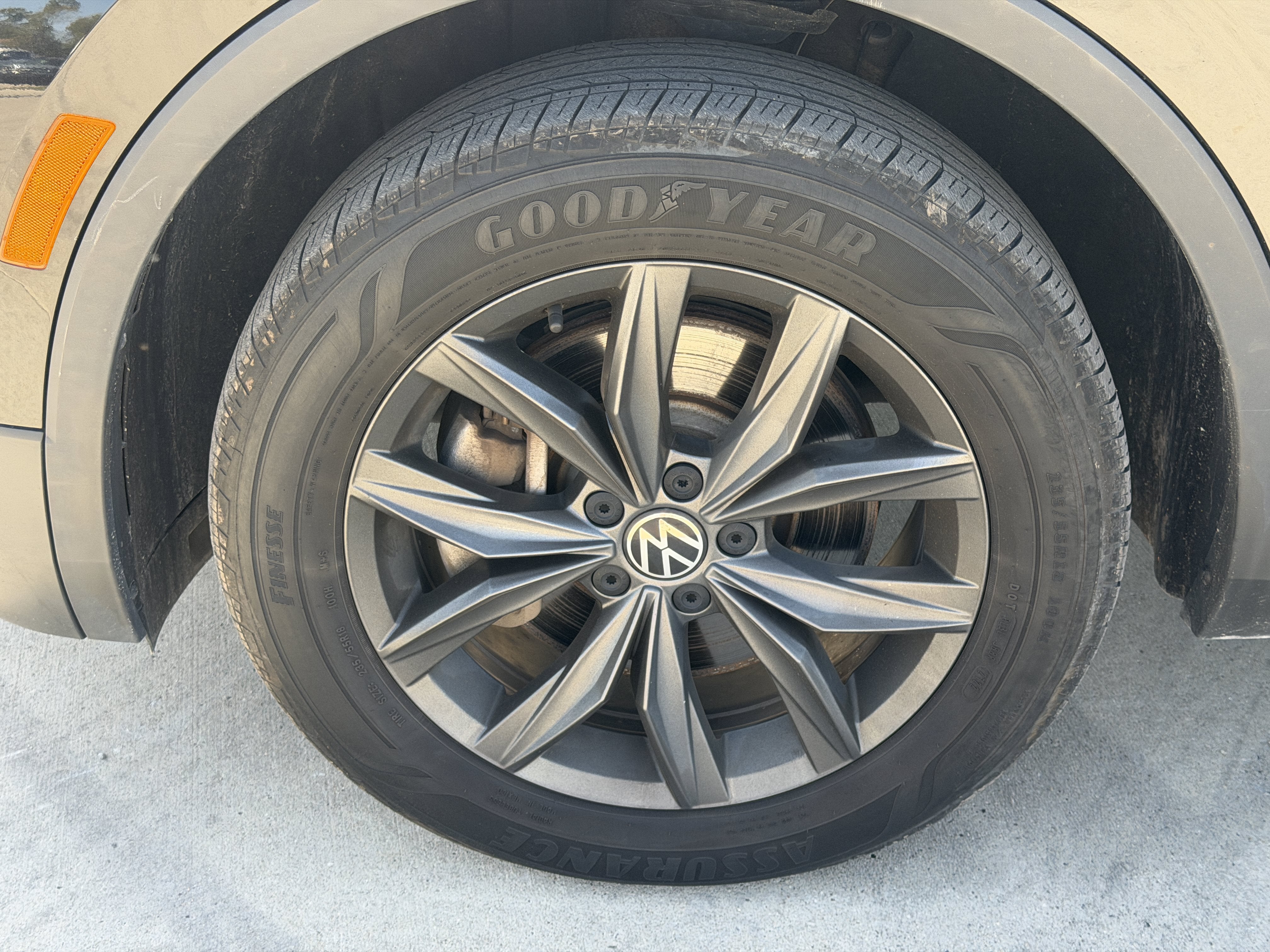 2022 Volkswagen Tiguan 2.0T SE