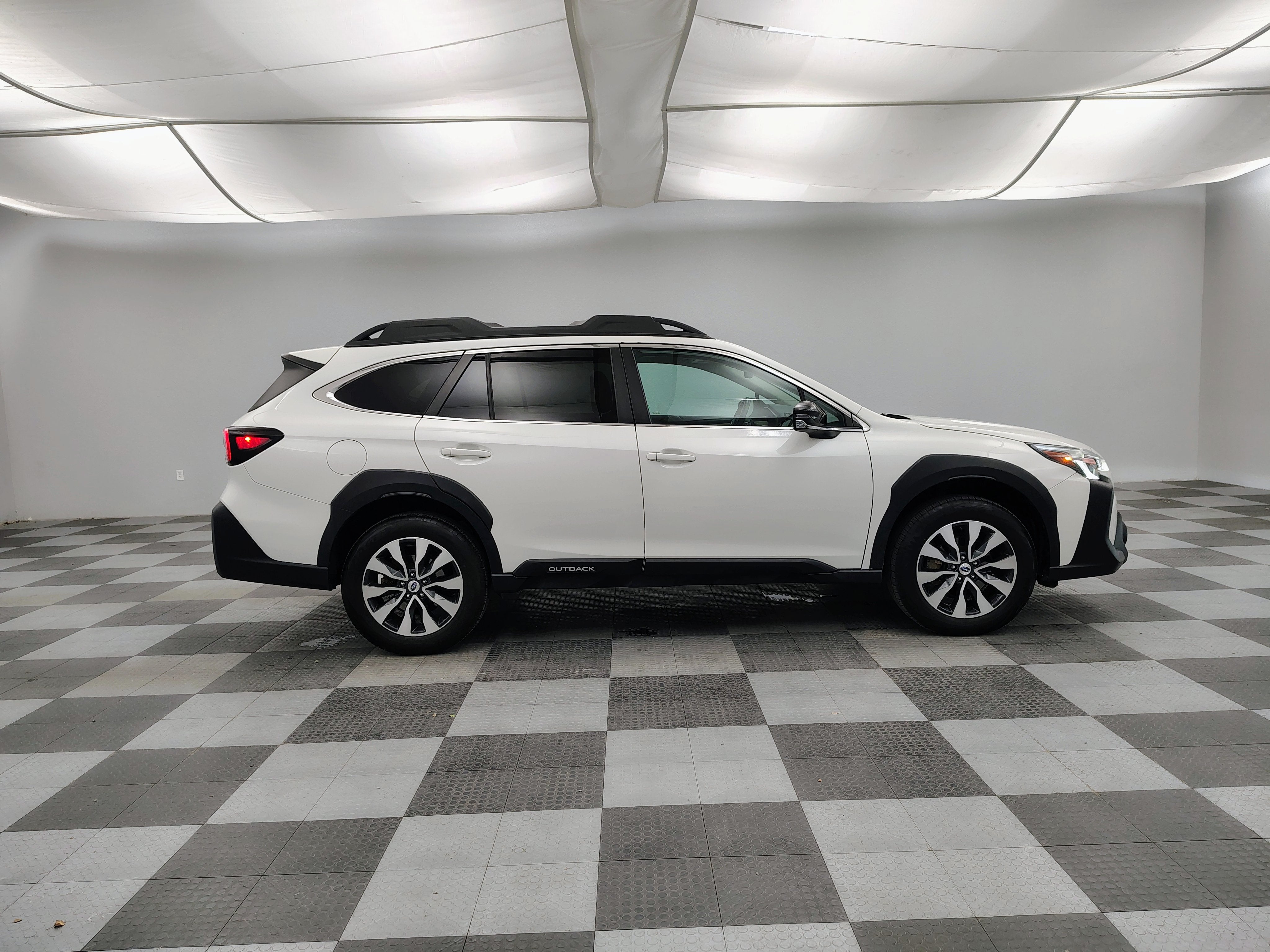 2023 Subaru Outback Limited XT