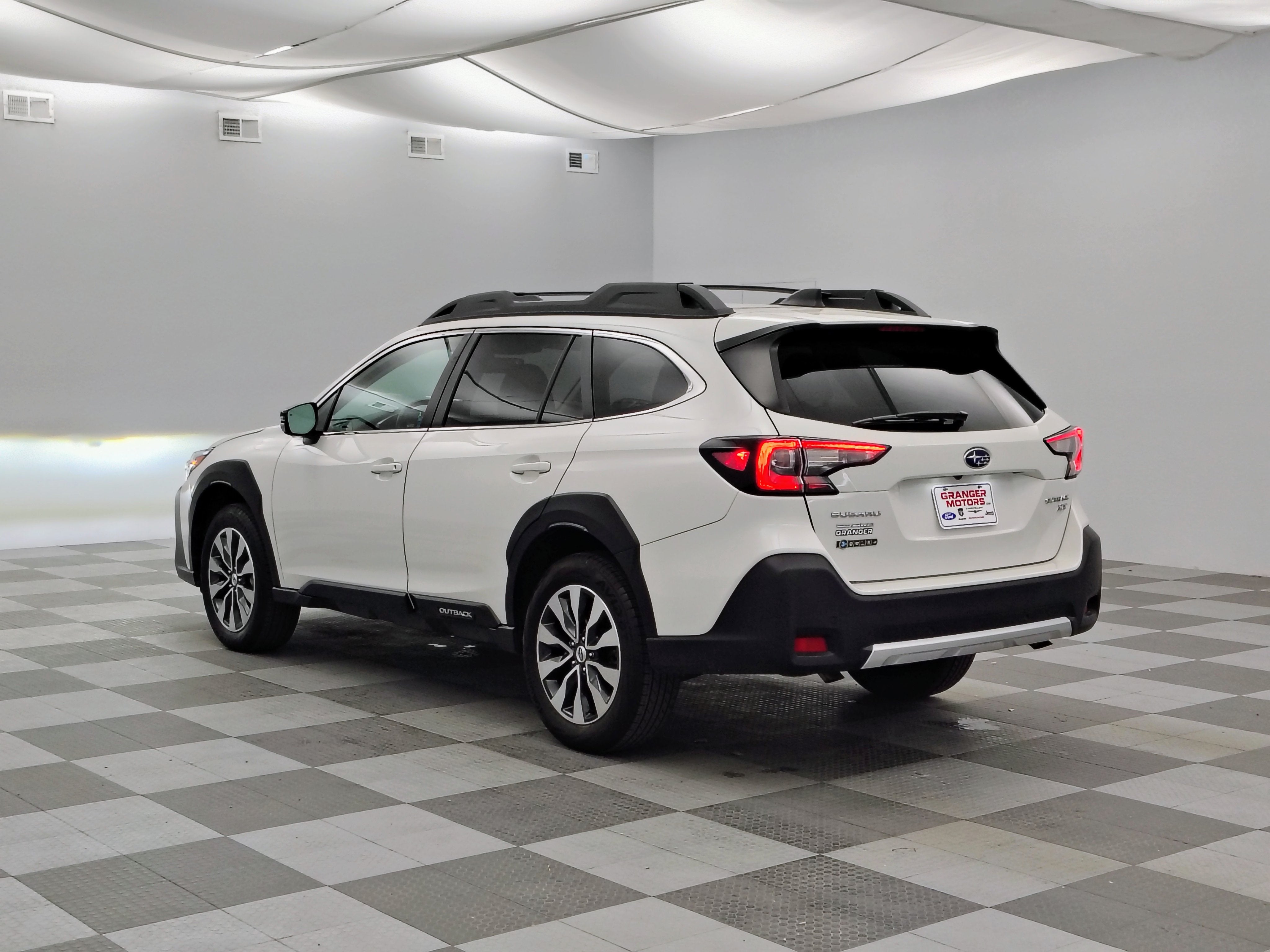 2023 Subaru Outback Limited XT