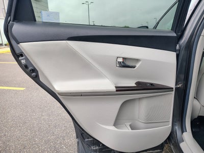 2012 Toyota Venza LE