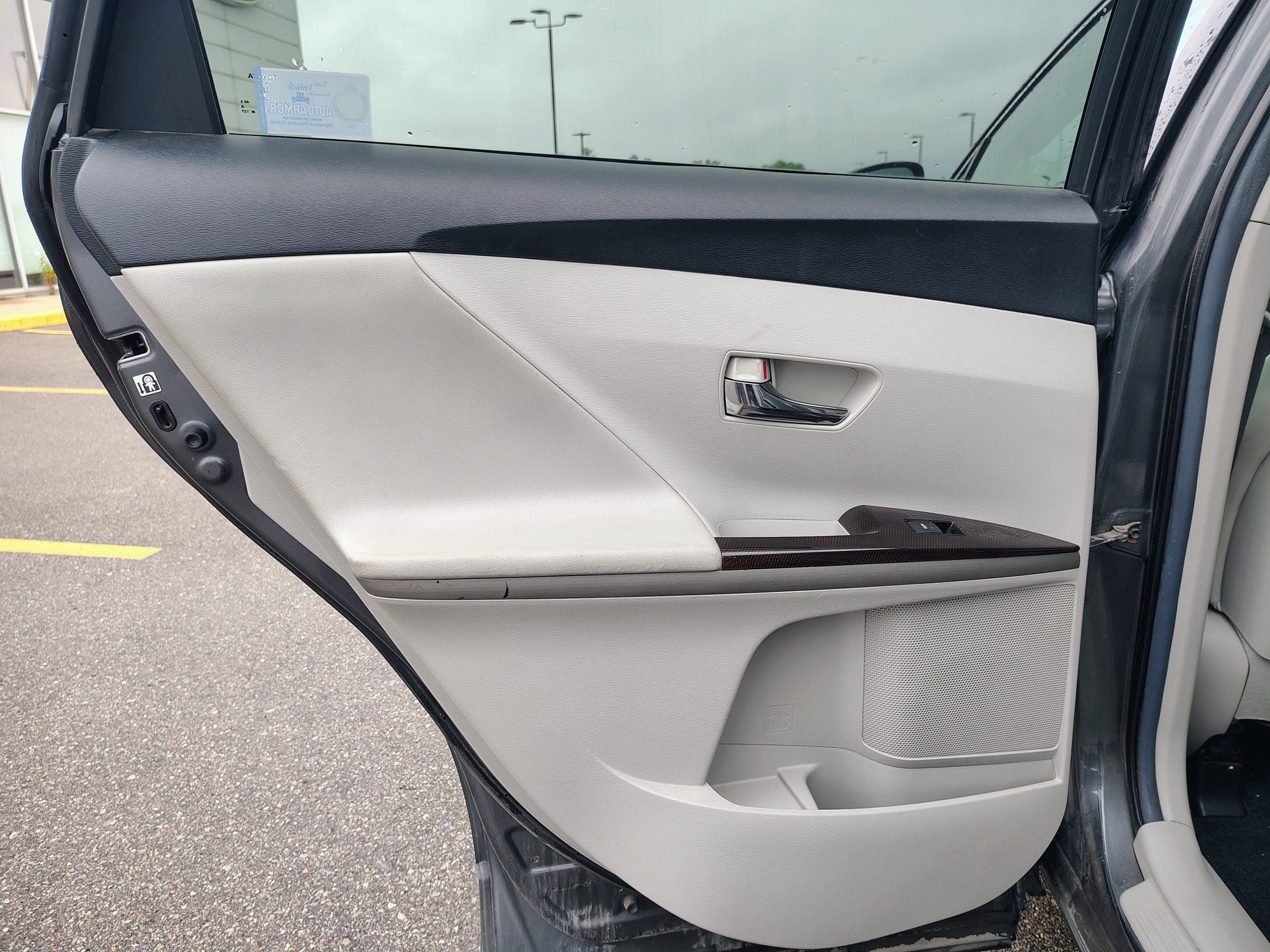 2012 Toyota Venza LE