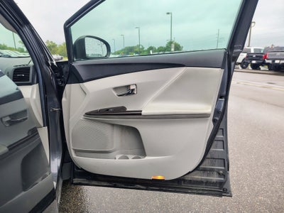 2012 Toyota Venza LE