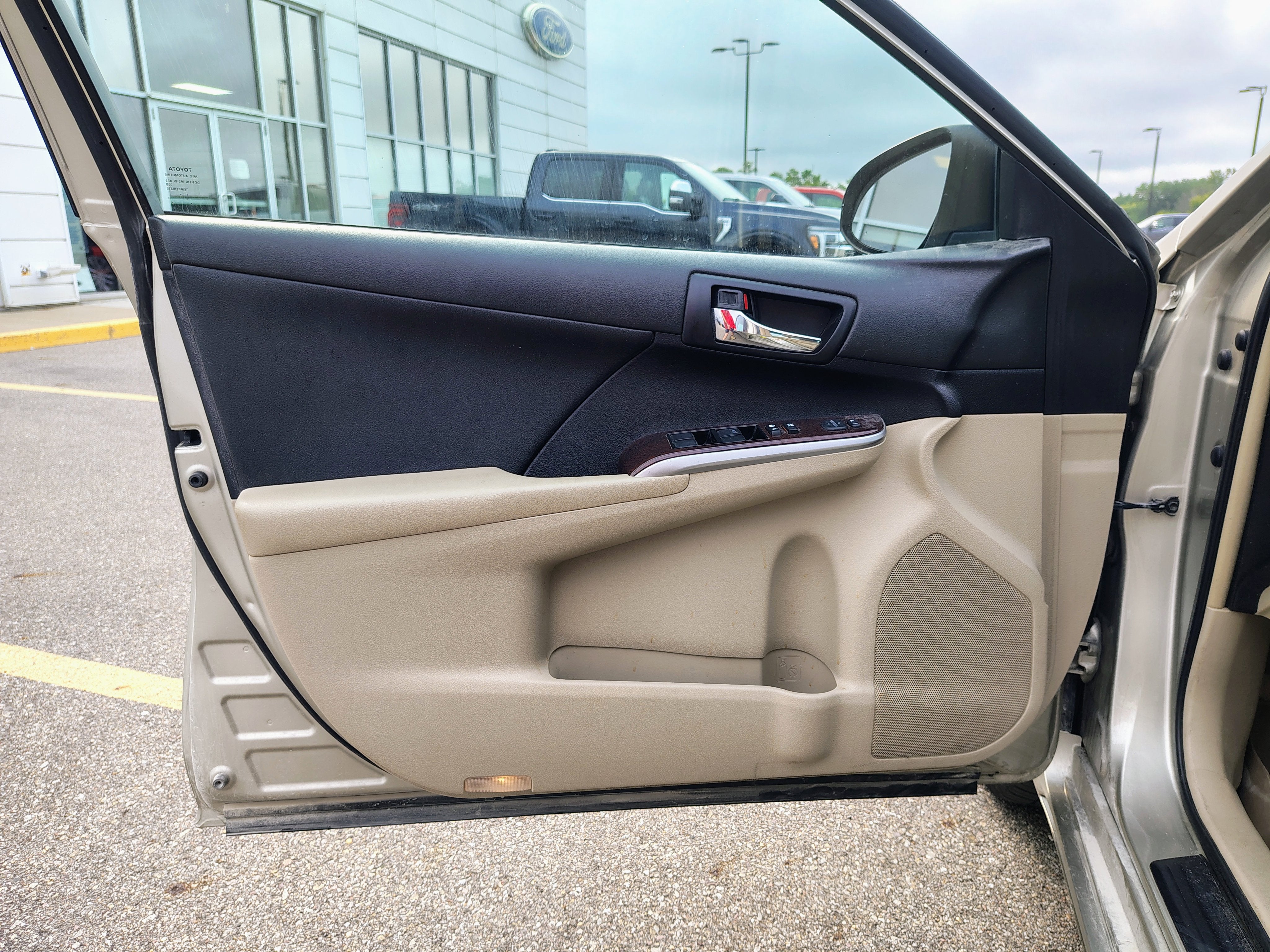 2014 Toyota Camry XLE
