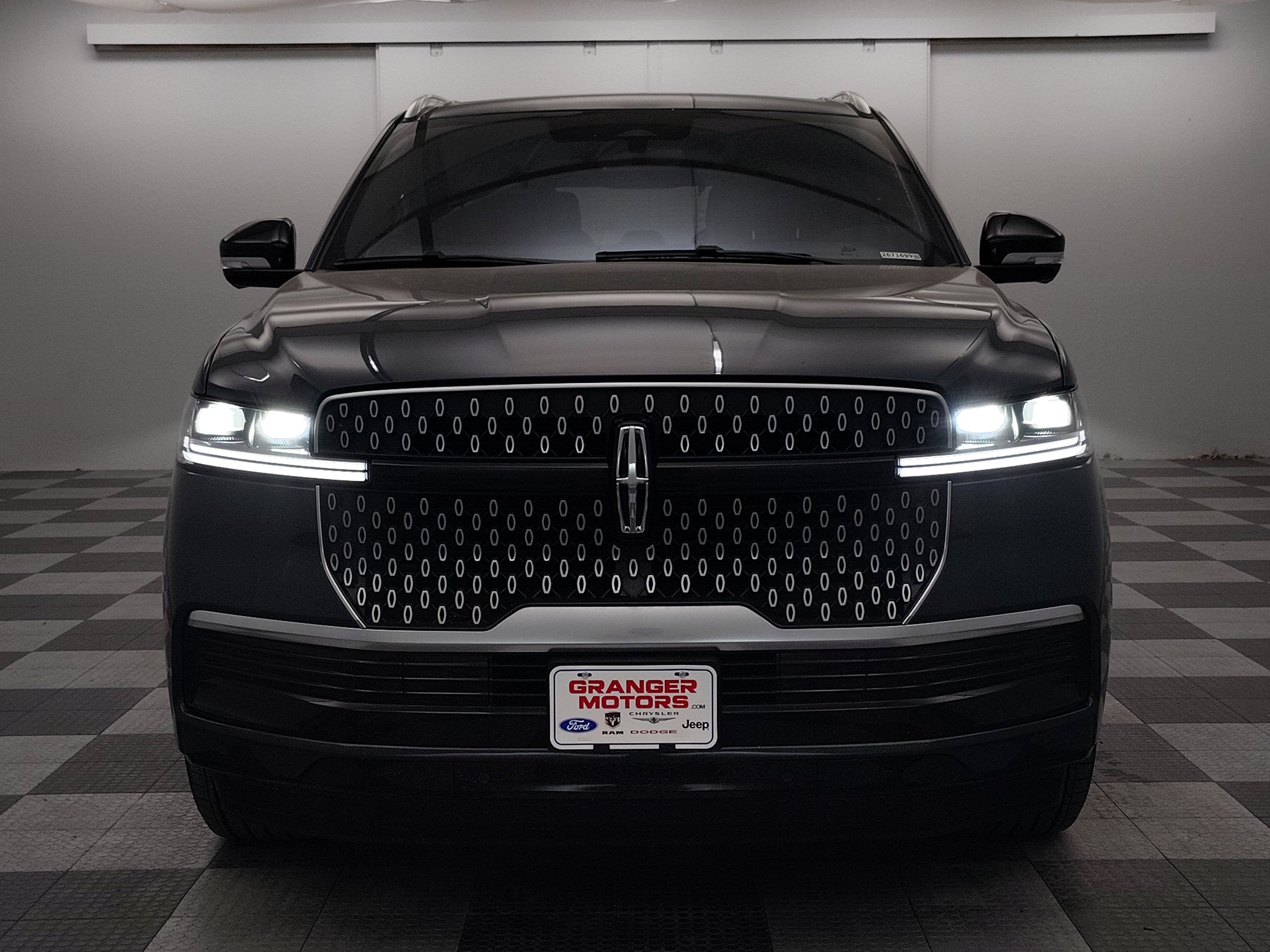 2025 Lincoln Navigator Reserve