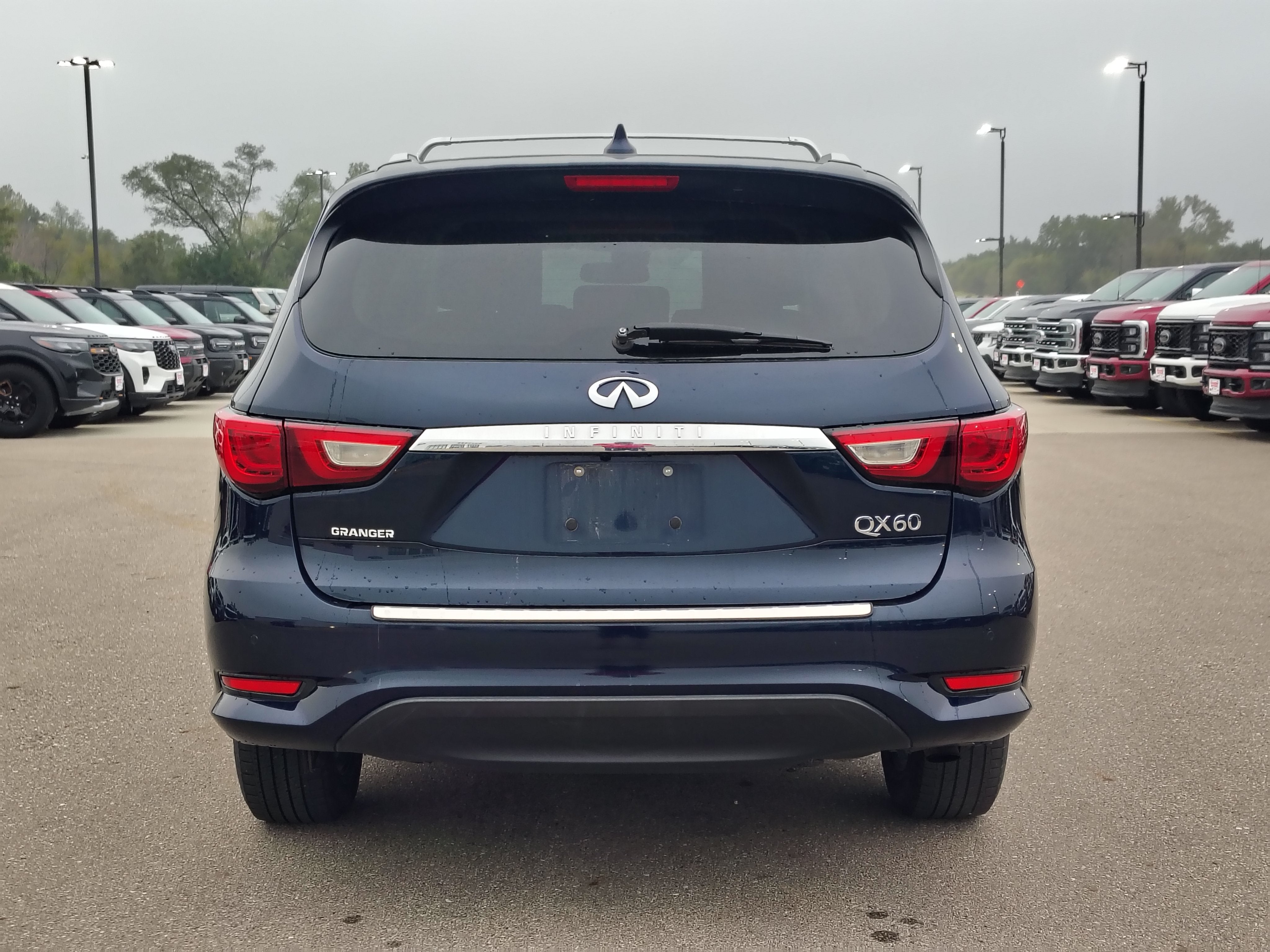 2017 INFINITI QX60 Base