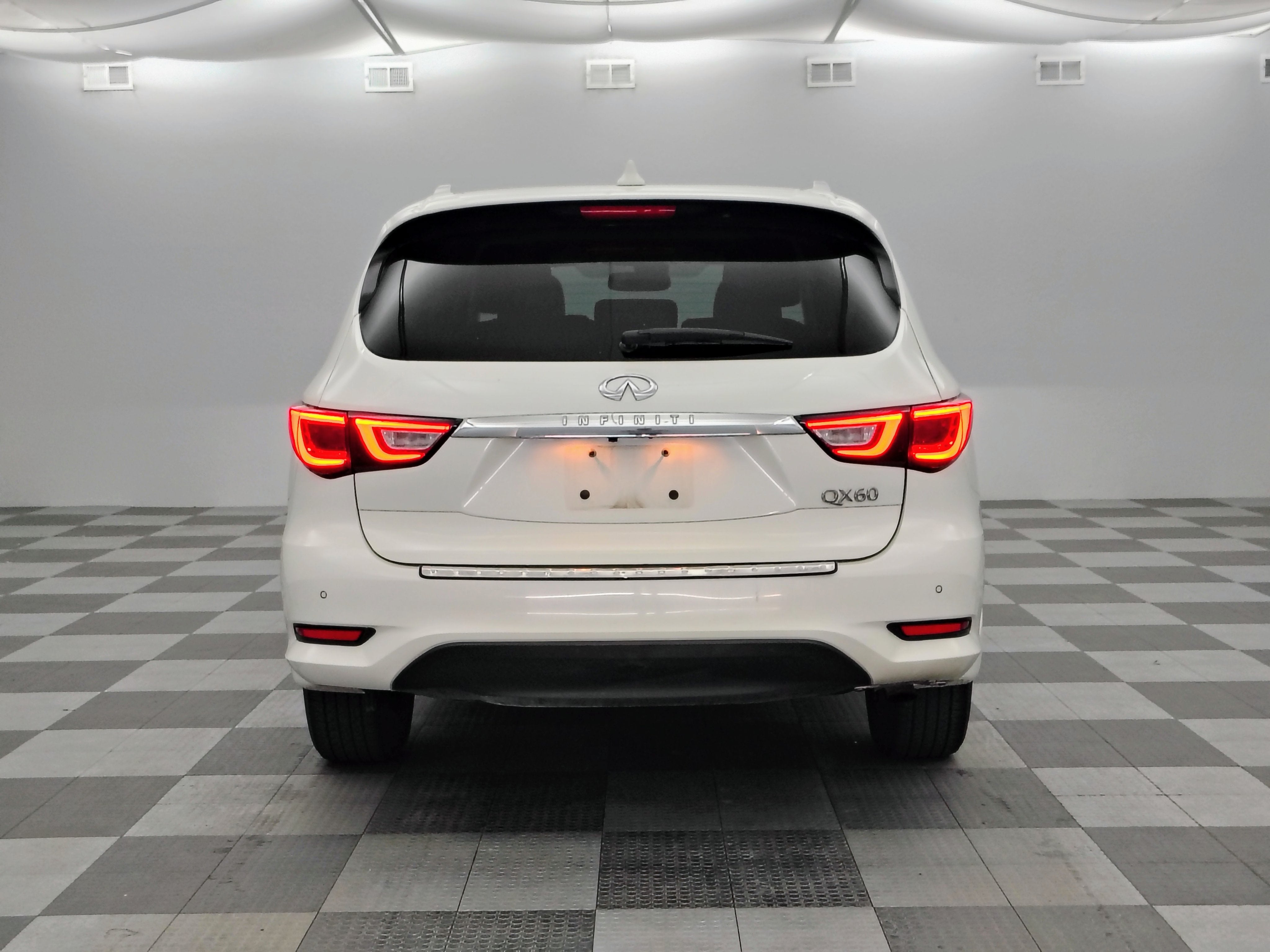 2017 INFINITI QX60 Base