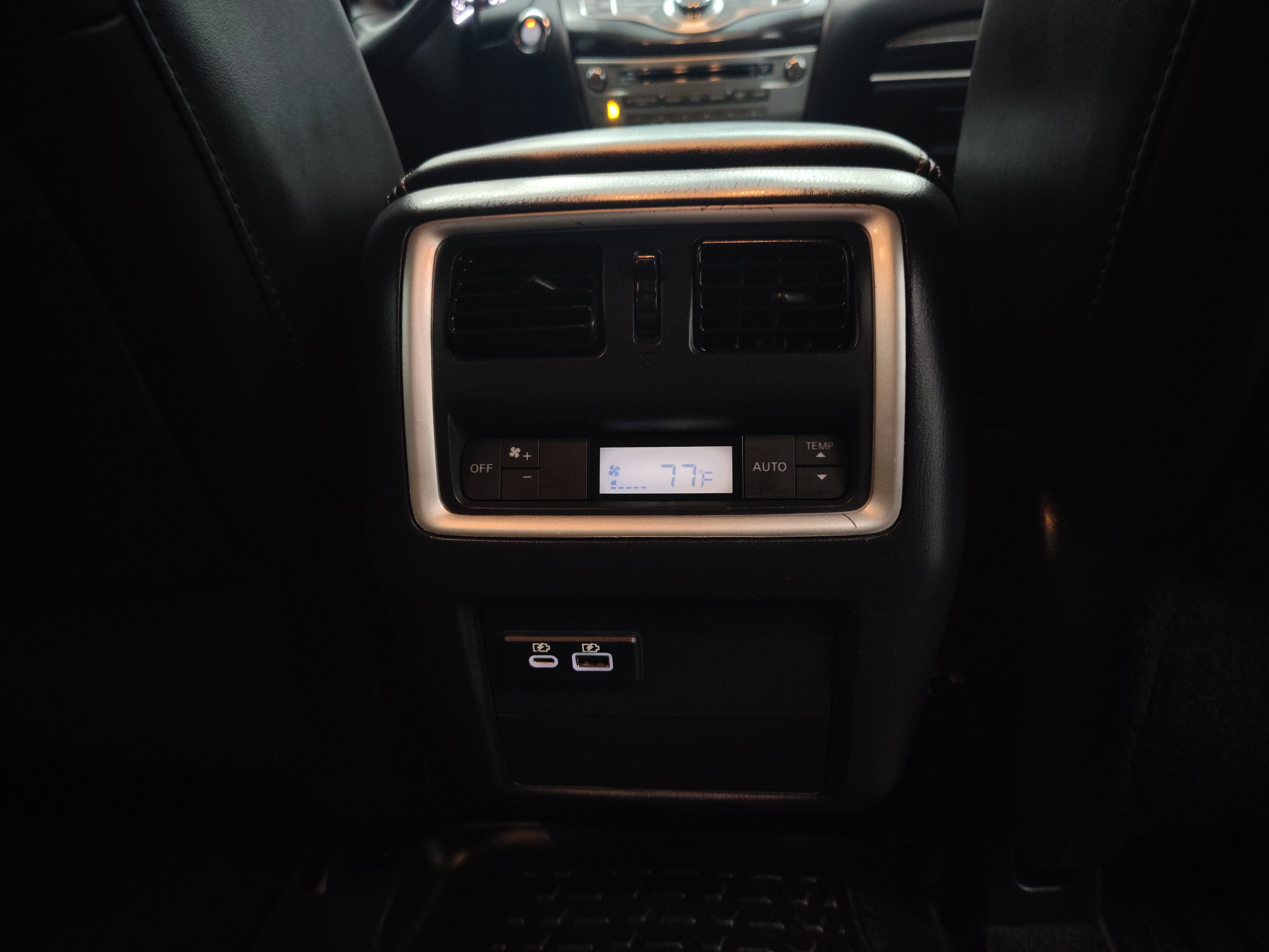 2019 INFINITI QX60 LUXE