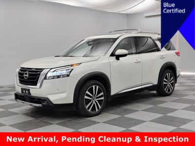2023 Nissan Pathfinder Platinum 4WD