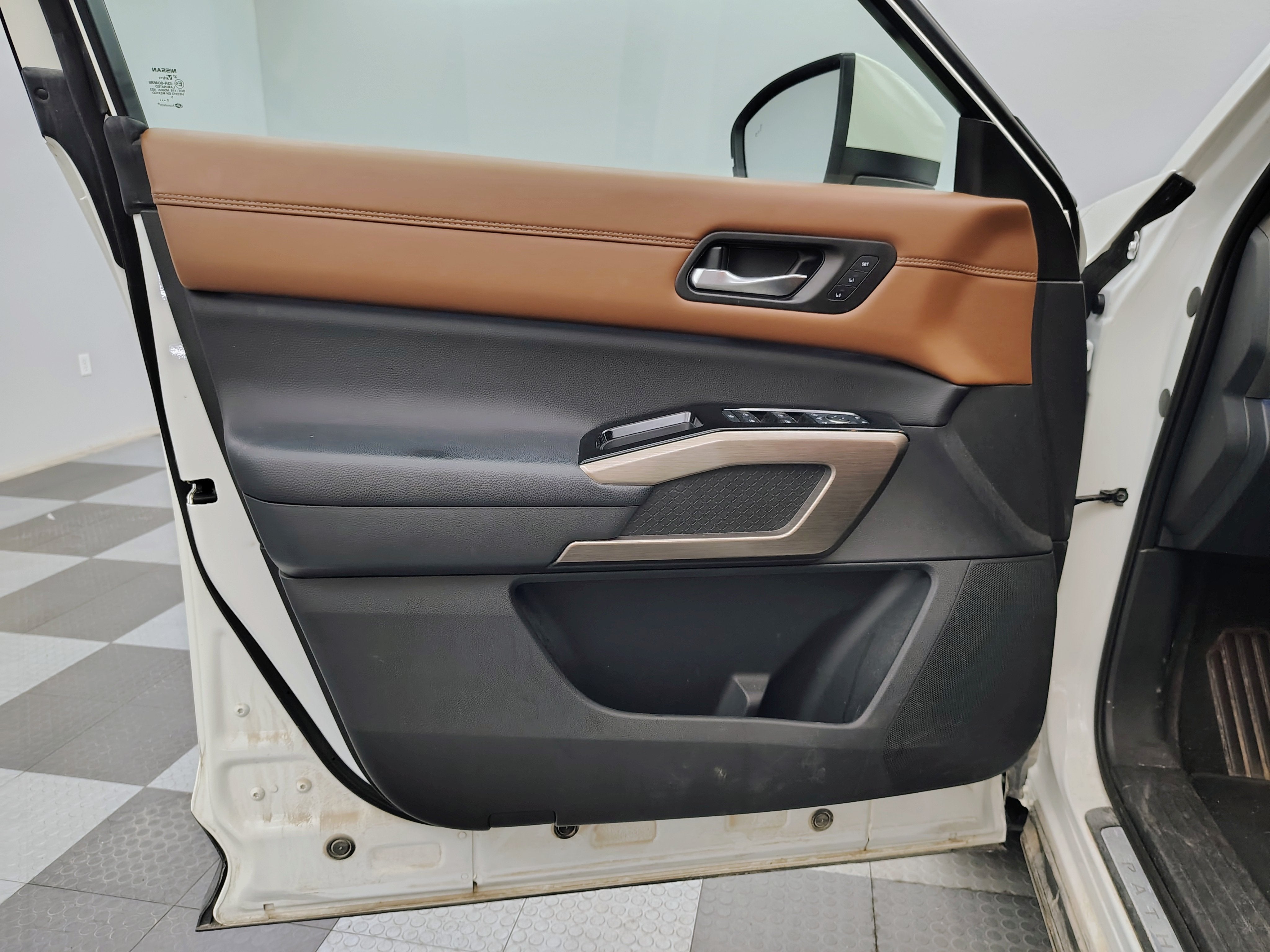 2023 Nissan Pathfinder Platinum 4WD