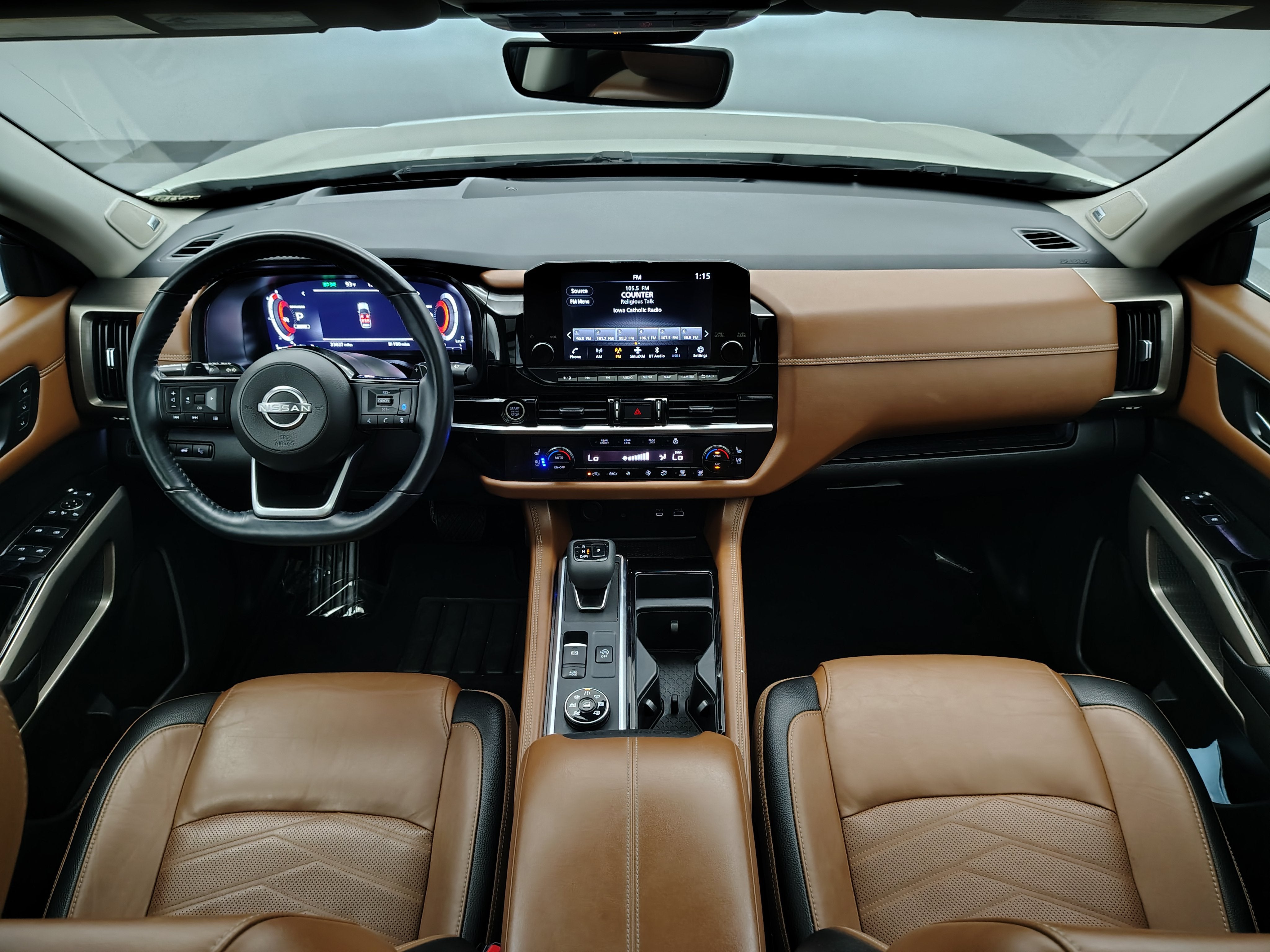 2023 Nissan Pathfinder Platinum