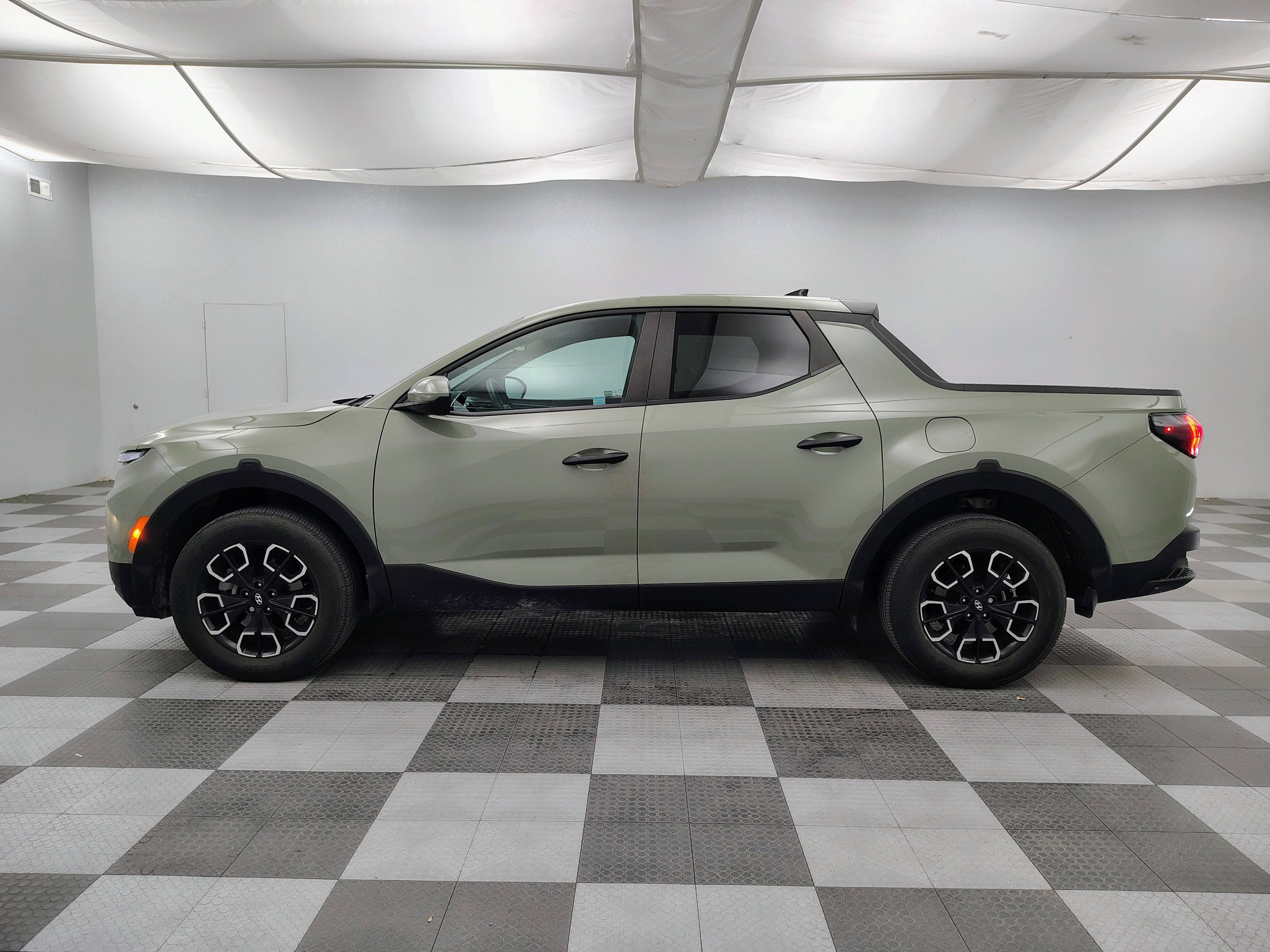 2023 Hyundai Santa Cruz SE