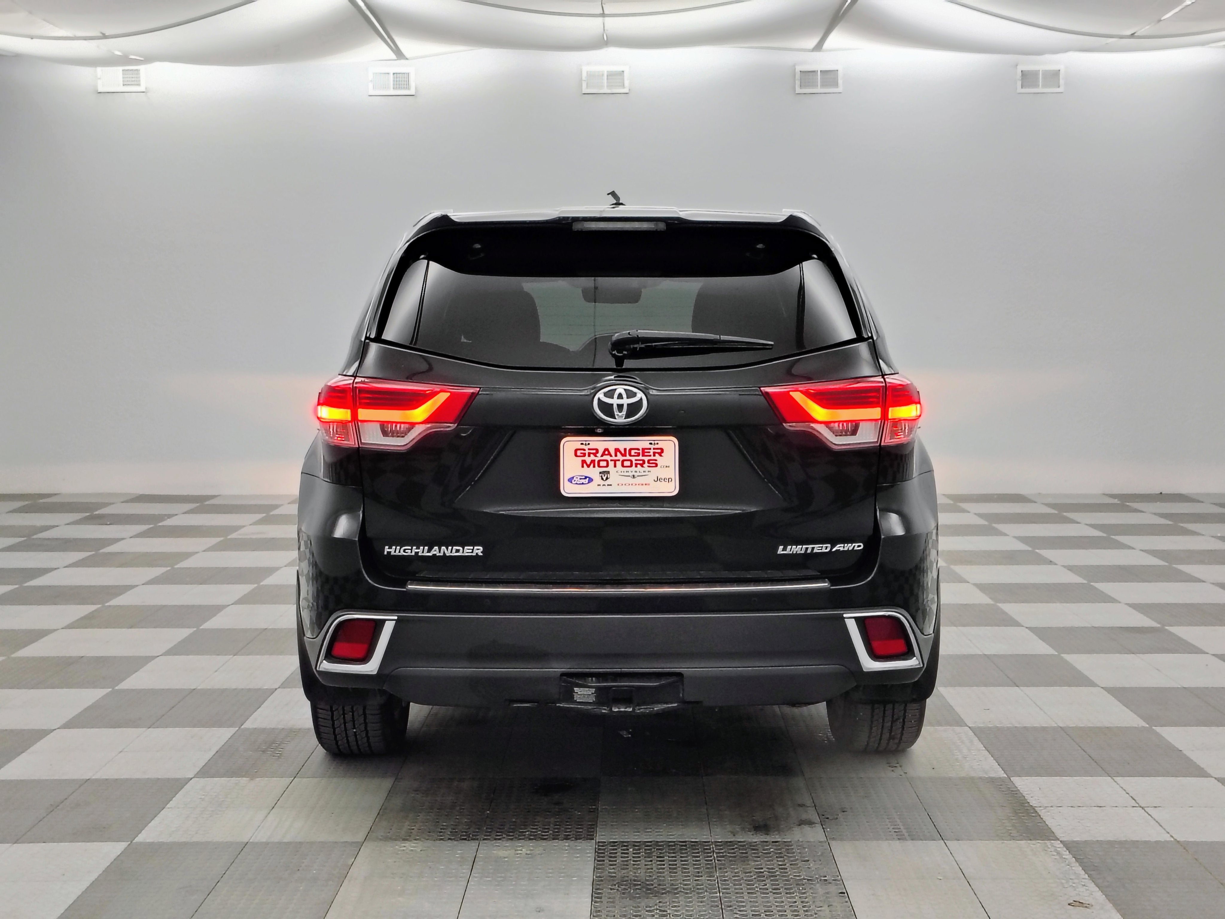 2018 Toyota Highlander Limited Platinum