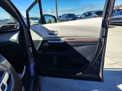 2021 Toyota Sienna Platinum 7 Passenger