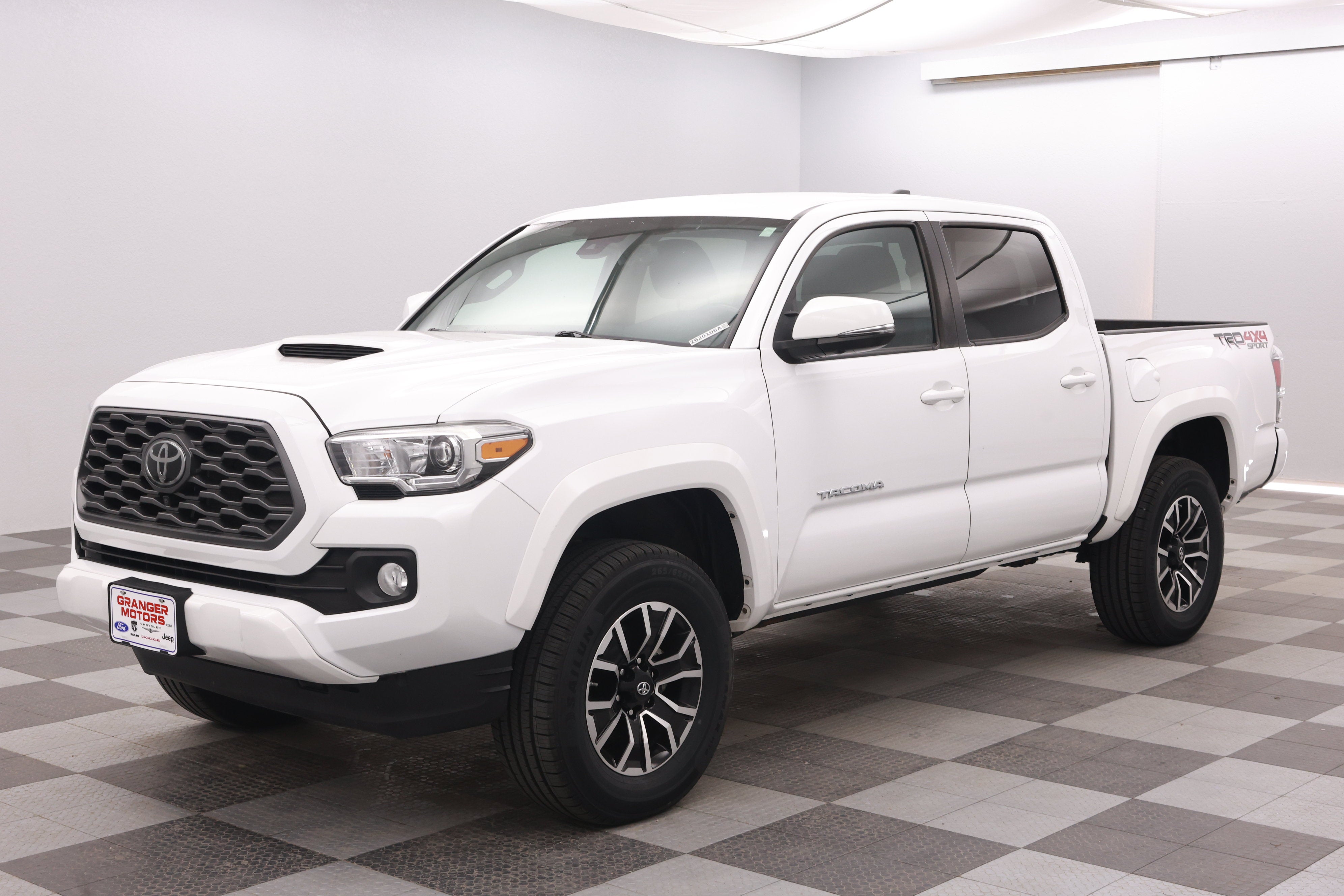 2021 Toyota Tacoma TRD Sport