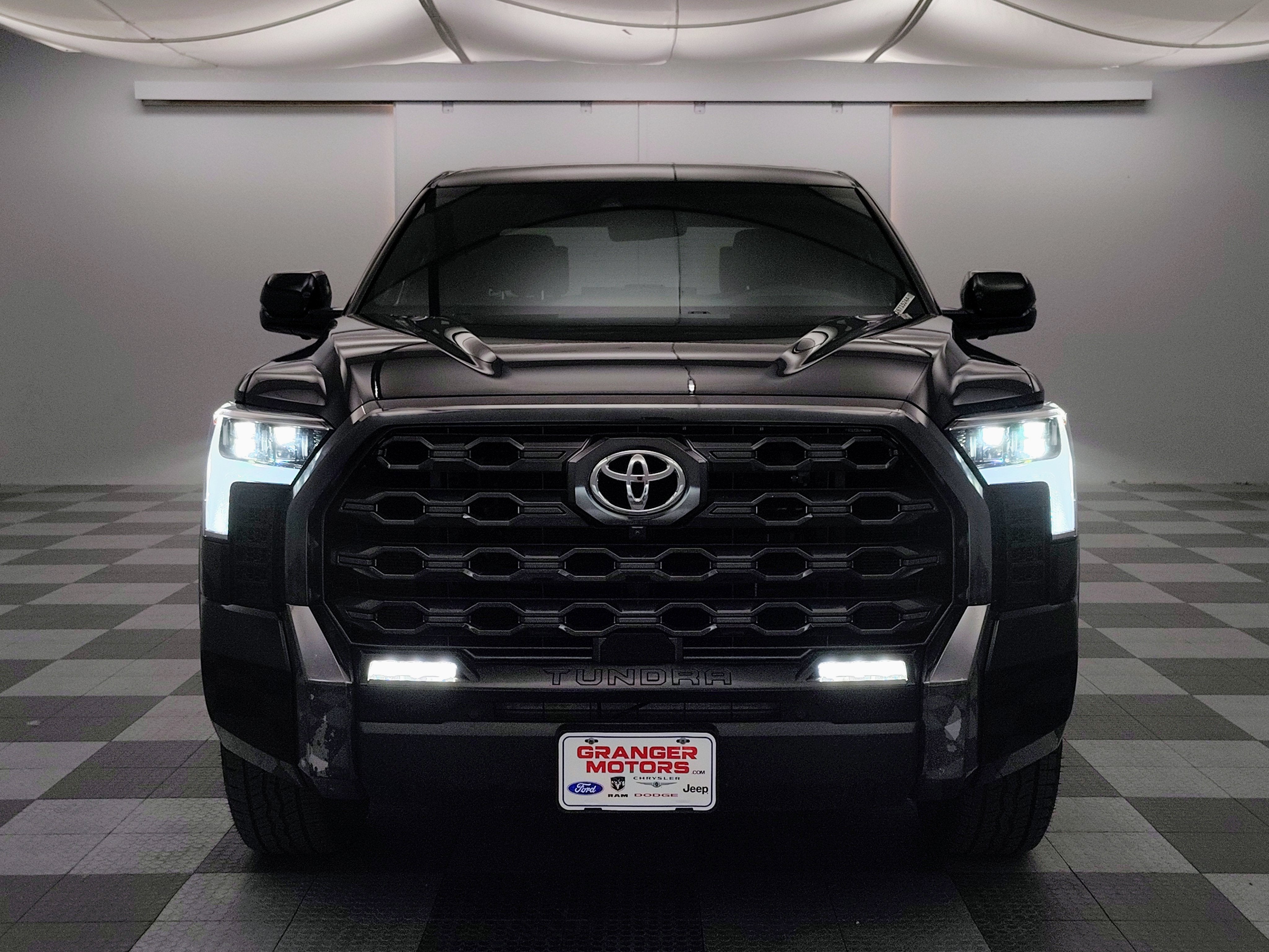 2023 Toyota Tundra Platinum