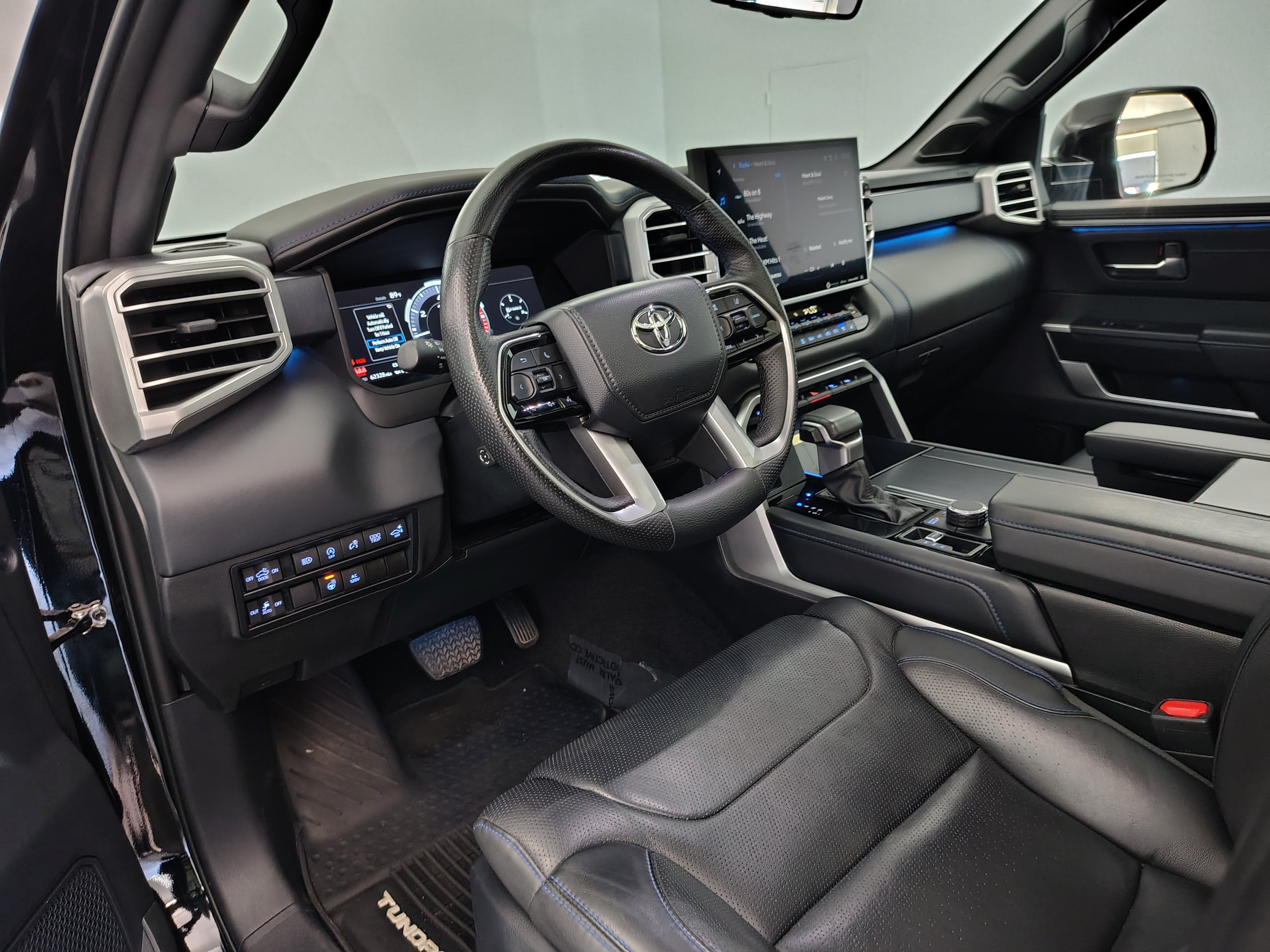 2023 Toyota Tundra Platinum