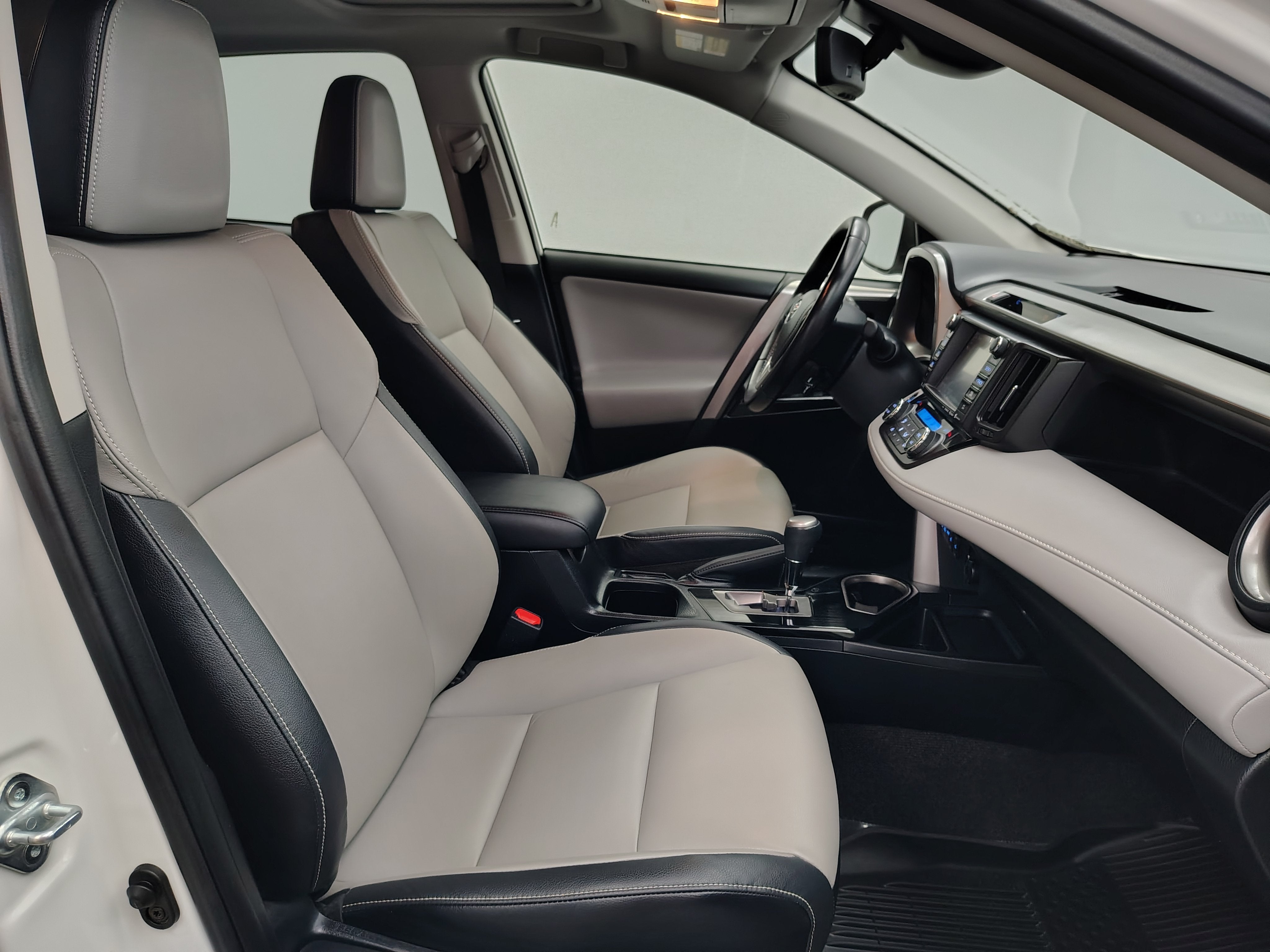 2017 Toyota RAV4 Hybrid Limited