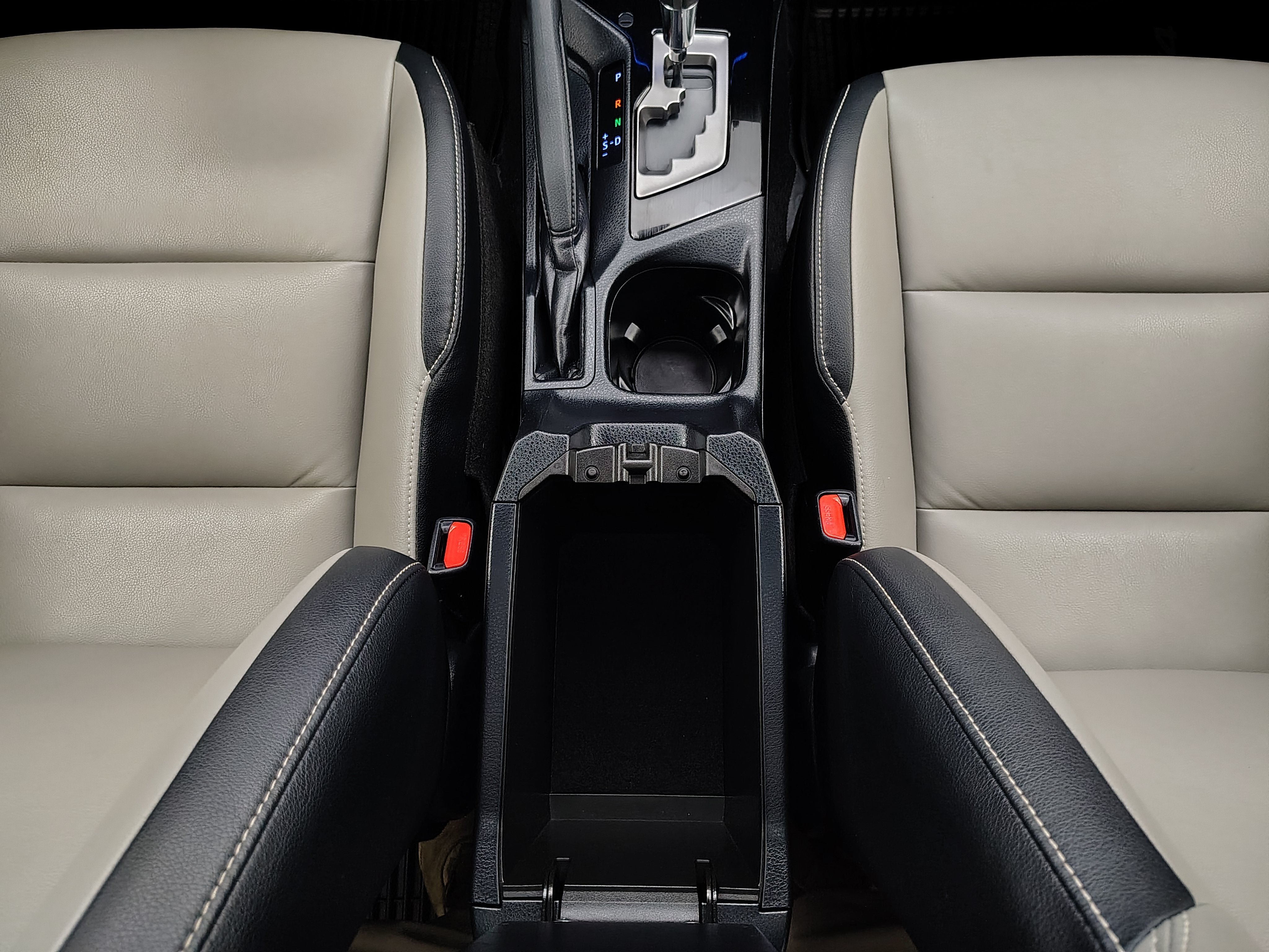 2017 Toyota RAV4 Hybrid Limited