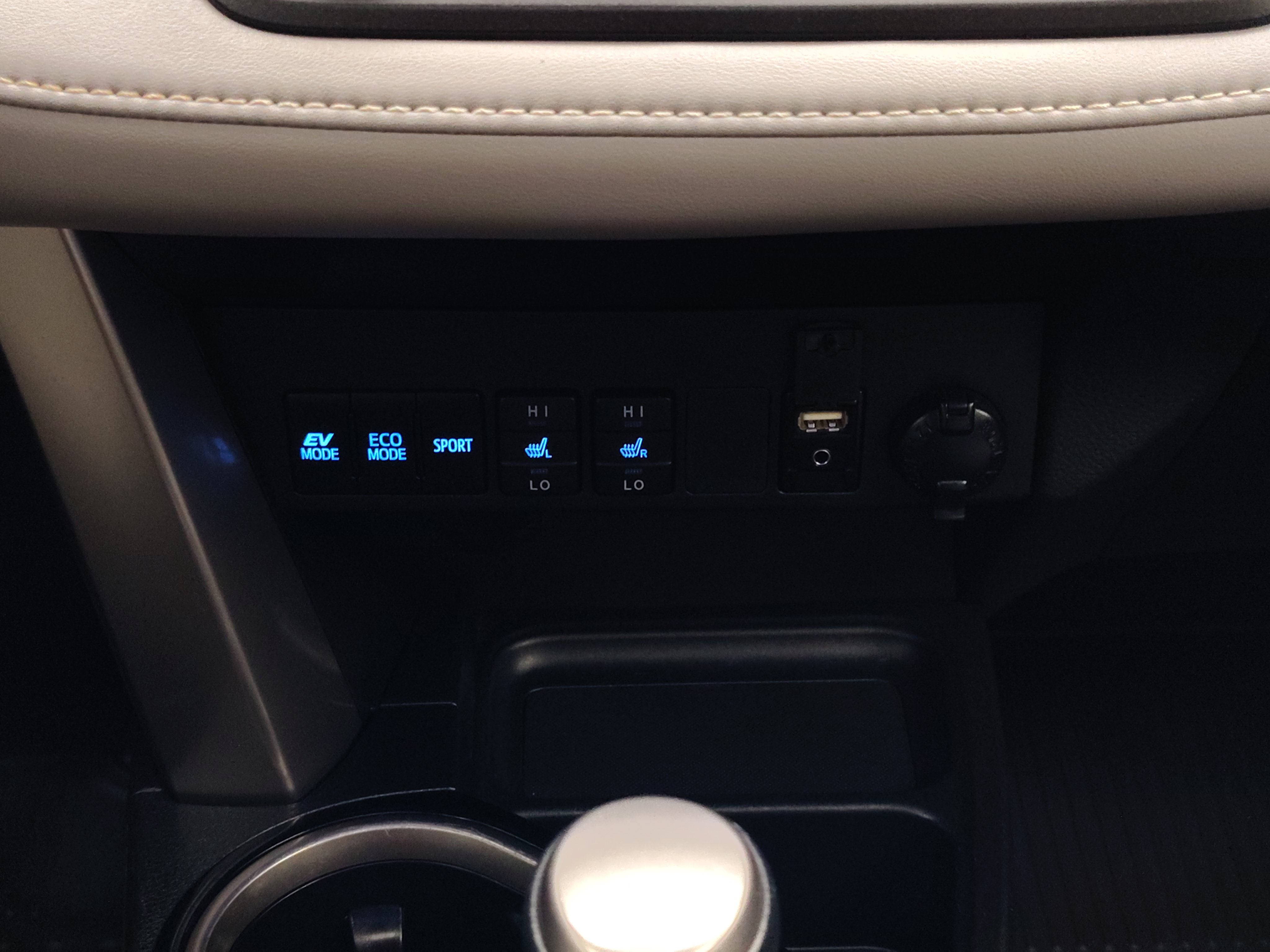 2017 Toyota RAV4 Hybrid Limited