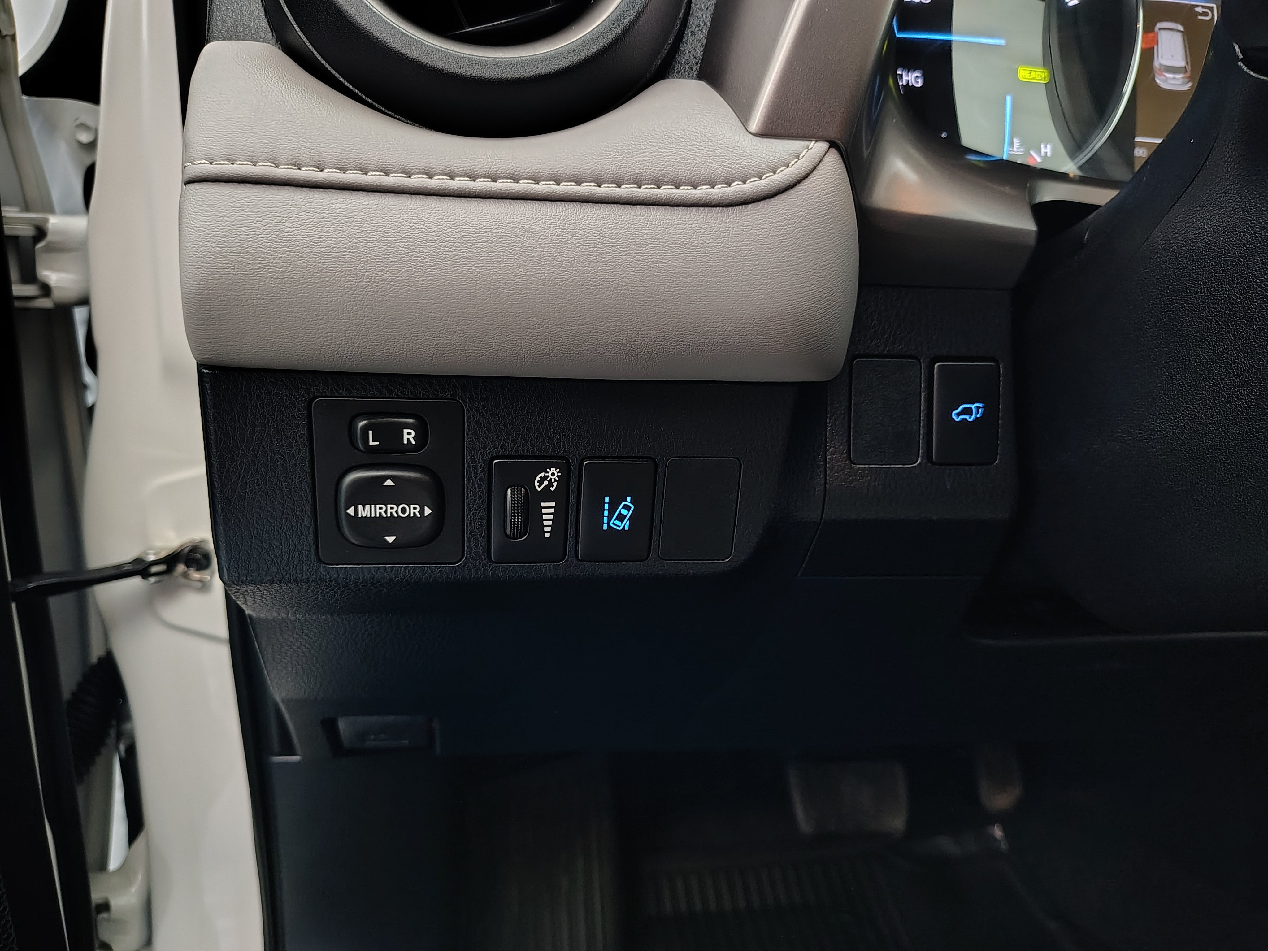 2017 Toyota RAV4 Hybrid Limited